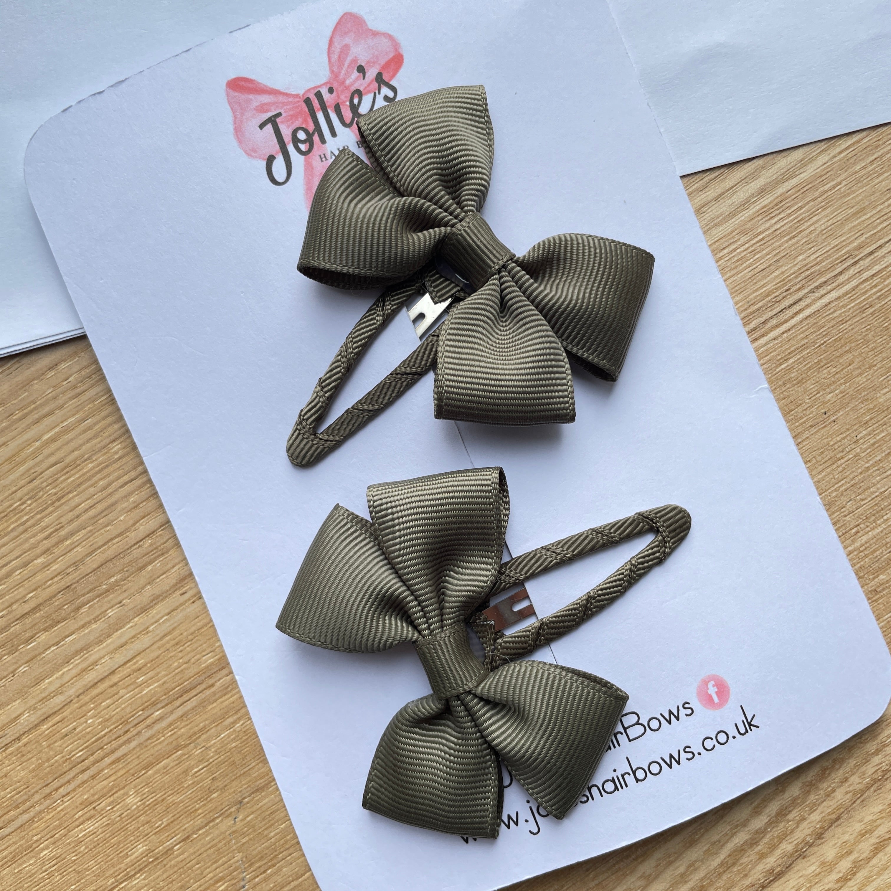 2.5" Deep Sage Classic Snap Clips – Grosgrain Ribbon Hair Clips for Girls (Pair)