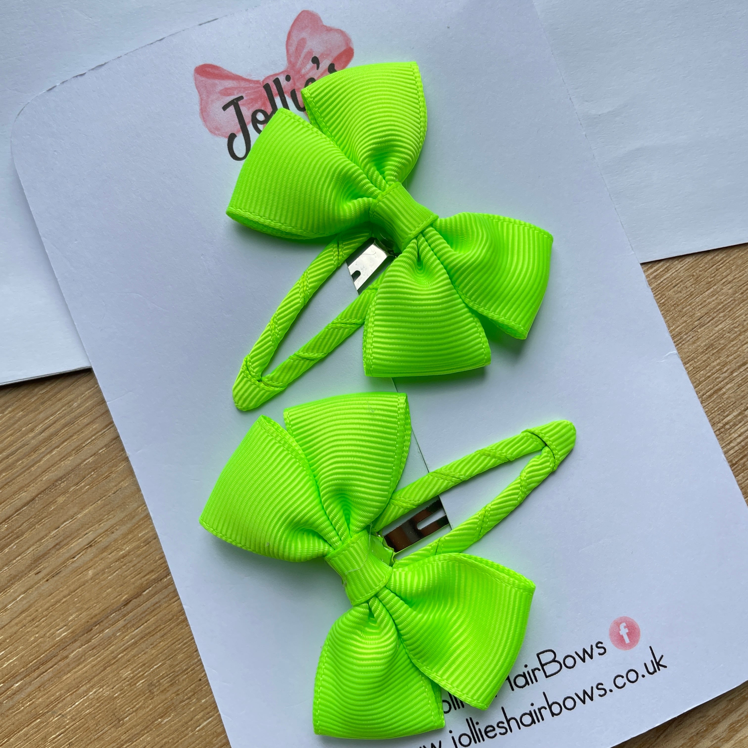 2.5" Key Lime Classic Snap Clips – Grosgrain Ribbon Hair Clips for Girls (Pair)