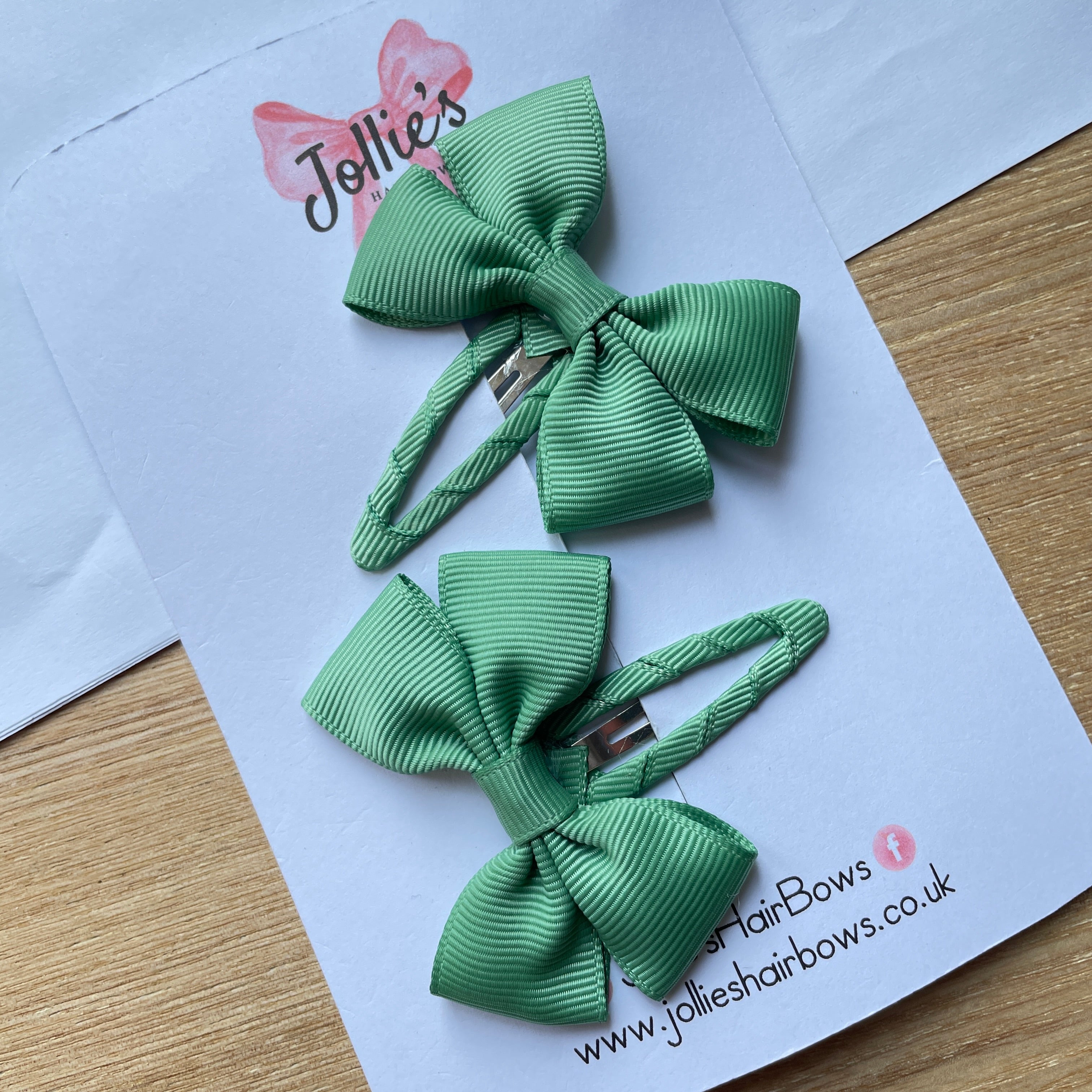 2.5" Sage Green Classic Snap Clips – Grosgrain Ribbon Hair Clips for Girls (Pair)