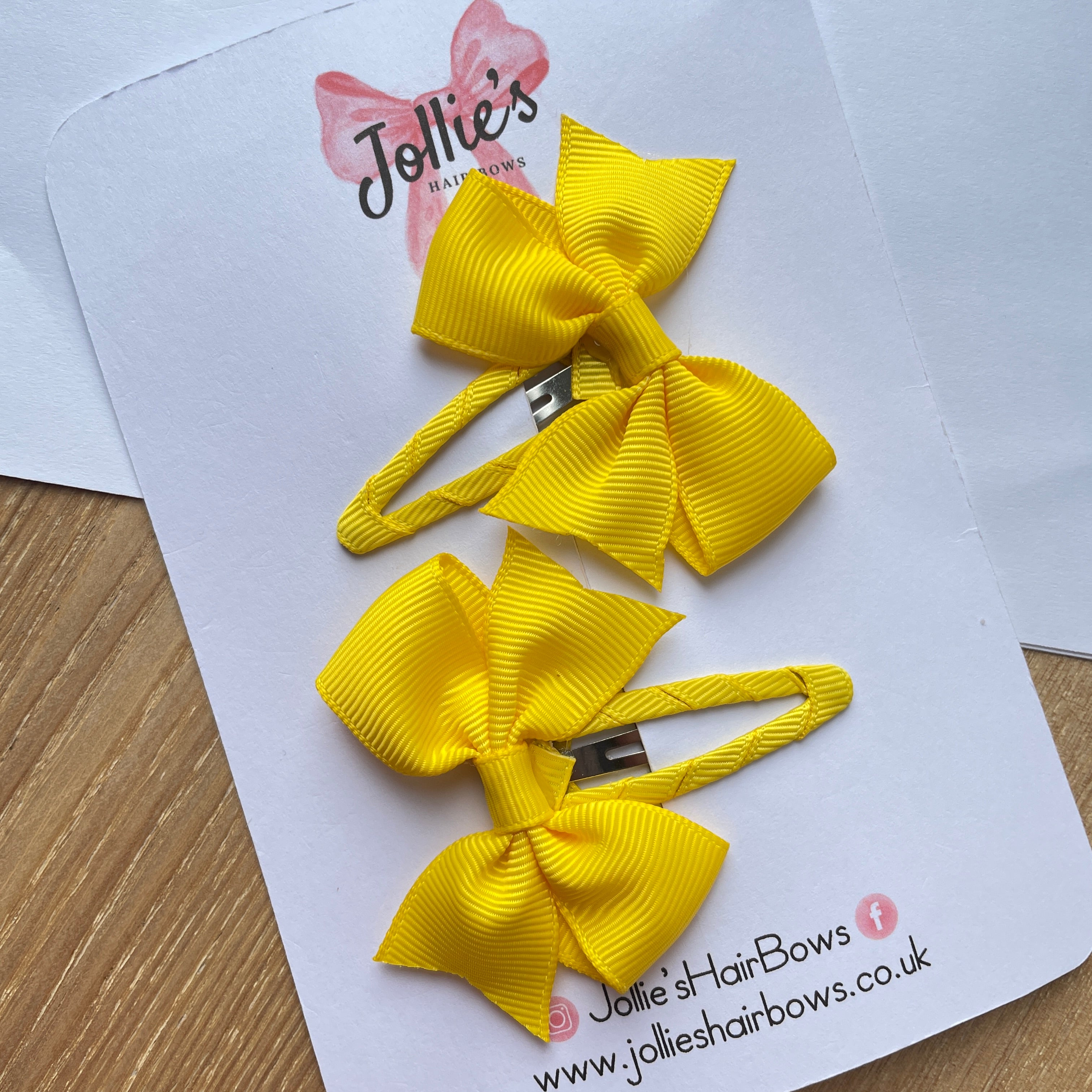 2.5" Daffodil Bow Snap Clips – Grosgrain Ribbon Hair Clips for Girls (Set of 2)