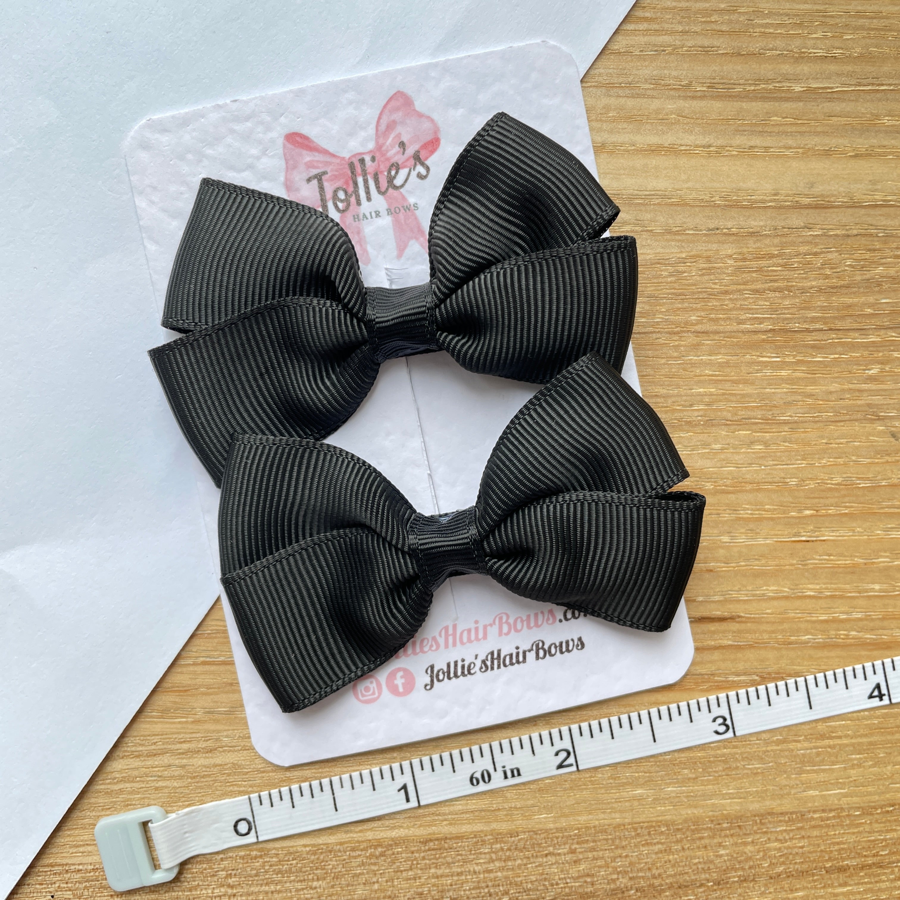2.75" Black Classic Hair Bows (Pair) – Grosgrain Ribbon with Lined Alligator Clips
