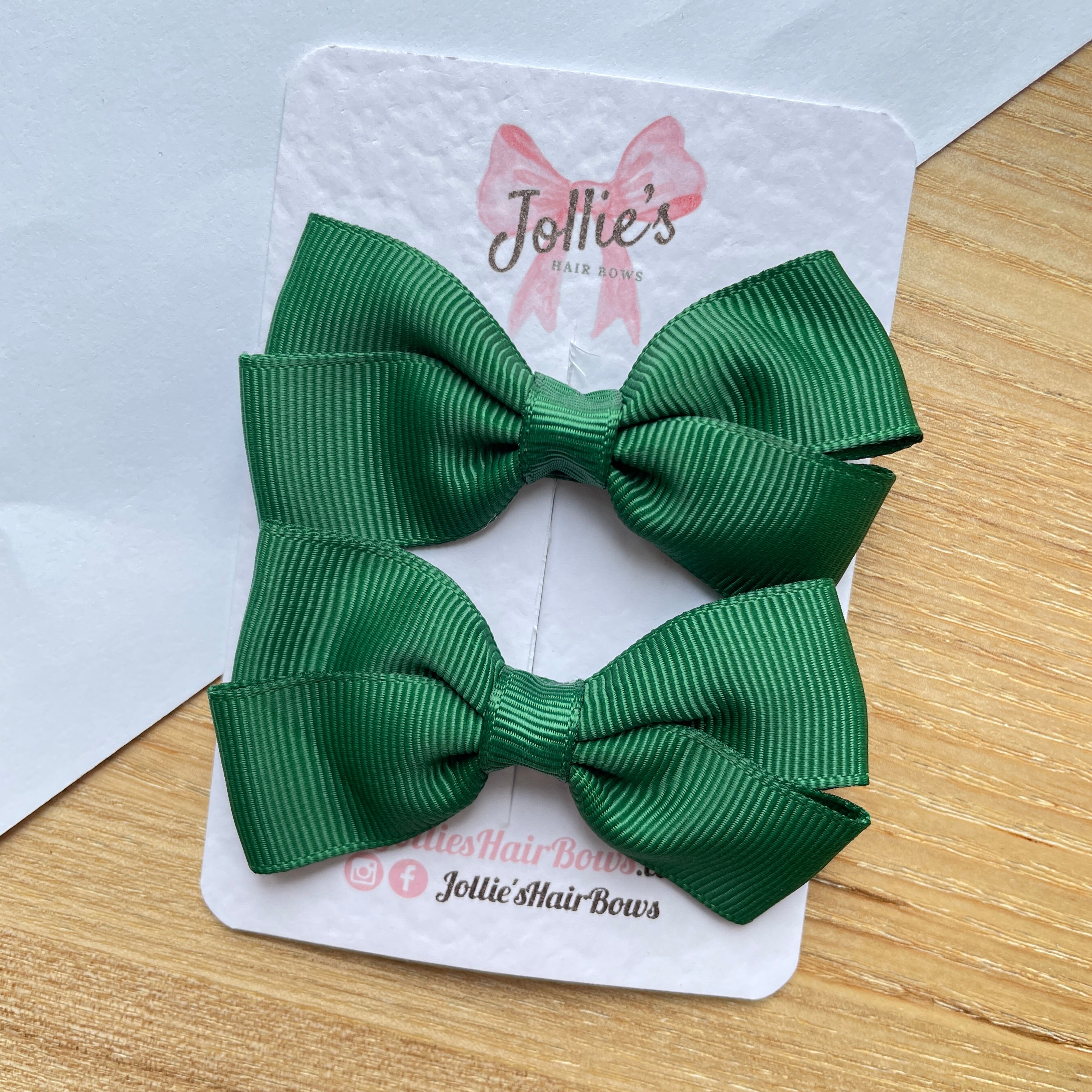 2.75" Forest Green Classic Hair Bows (Pair) – Grosgrain Ribbon with Lined Alligator Clips