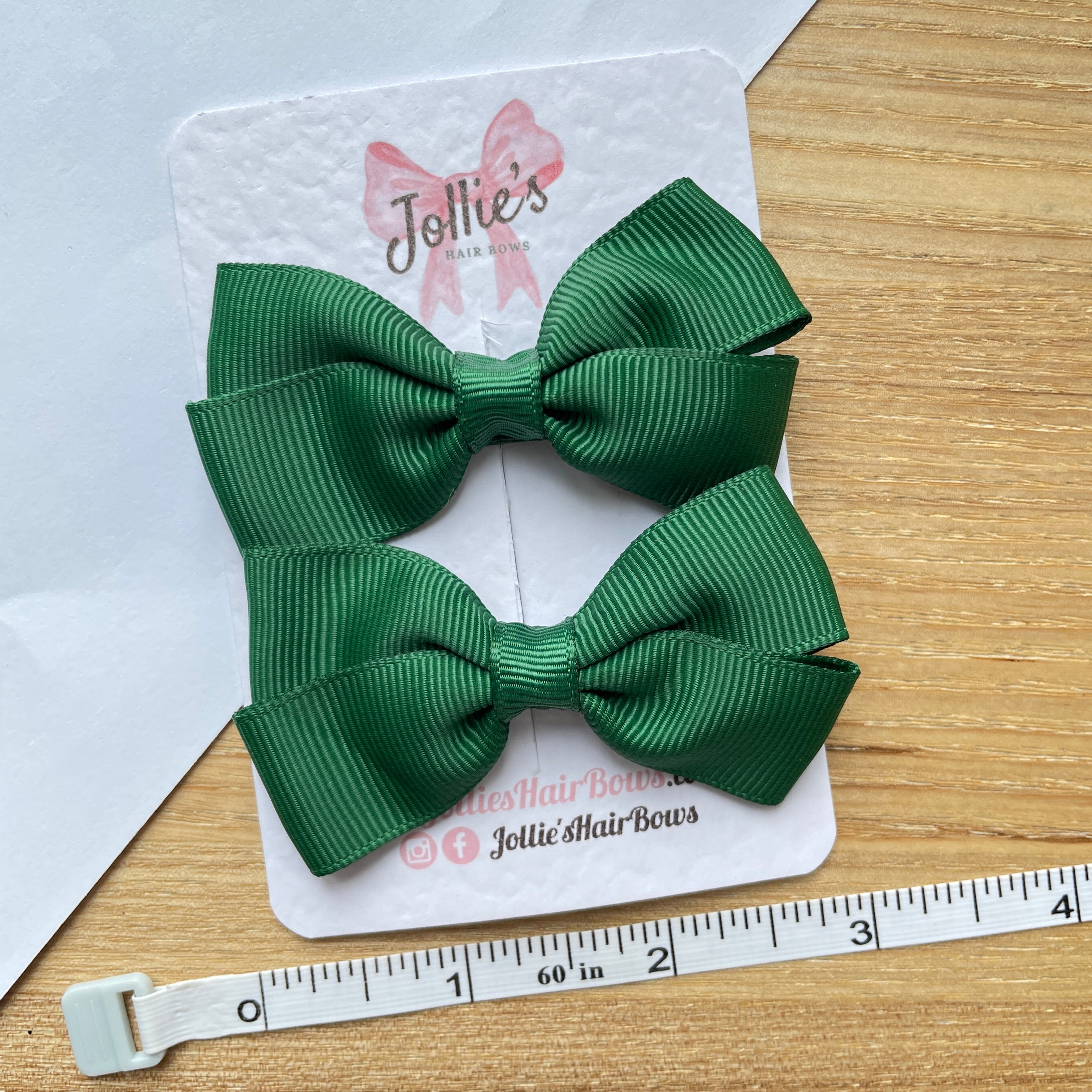 2.75" Forest Green Classic Hair Bows (Pair) – Grosgrain Ribbon with Lined Alligator Clips