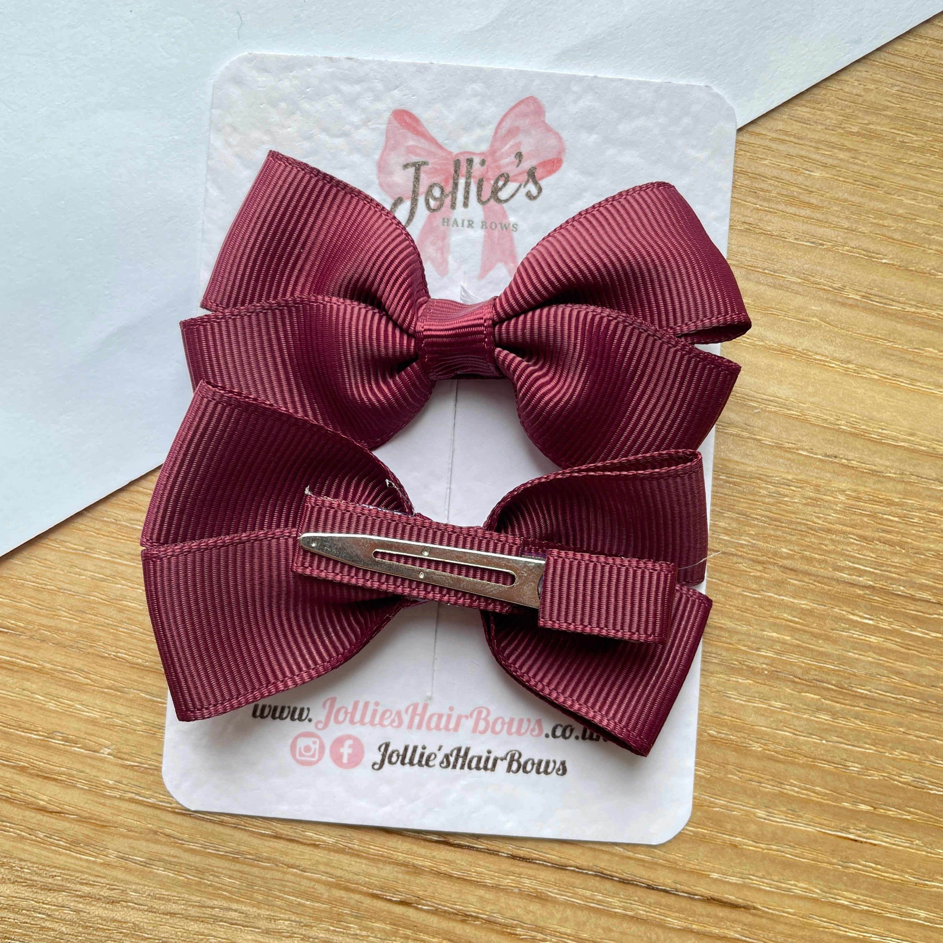 2.75" Burgundy Classic Hair Bows (Pair) – Grosgrain Ribbon with Lined Alligator Clips