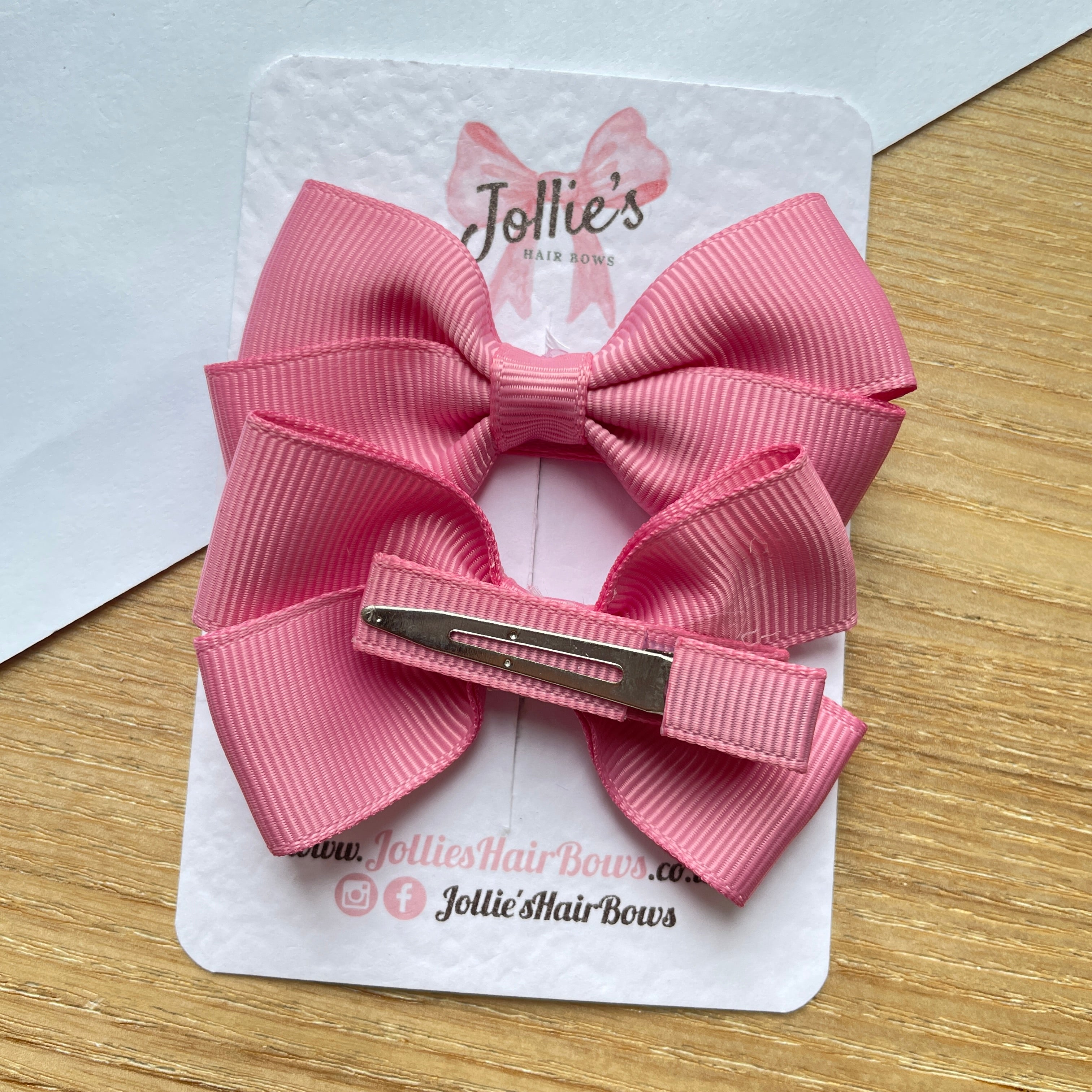 2.75" Wild Rose Classic Hair Bows (Pair) – Grosgrain Ribbon with Lined Alligator Clips