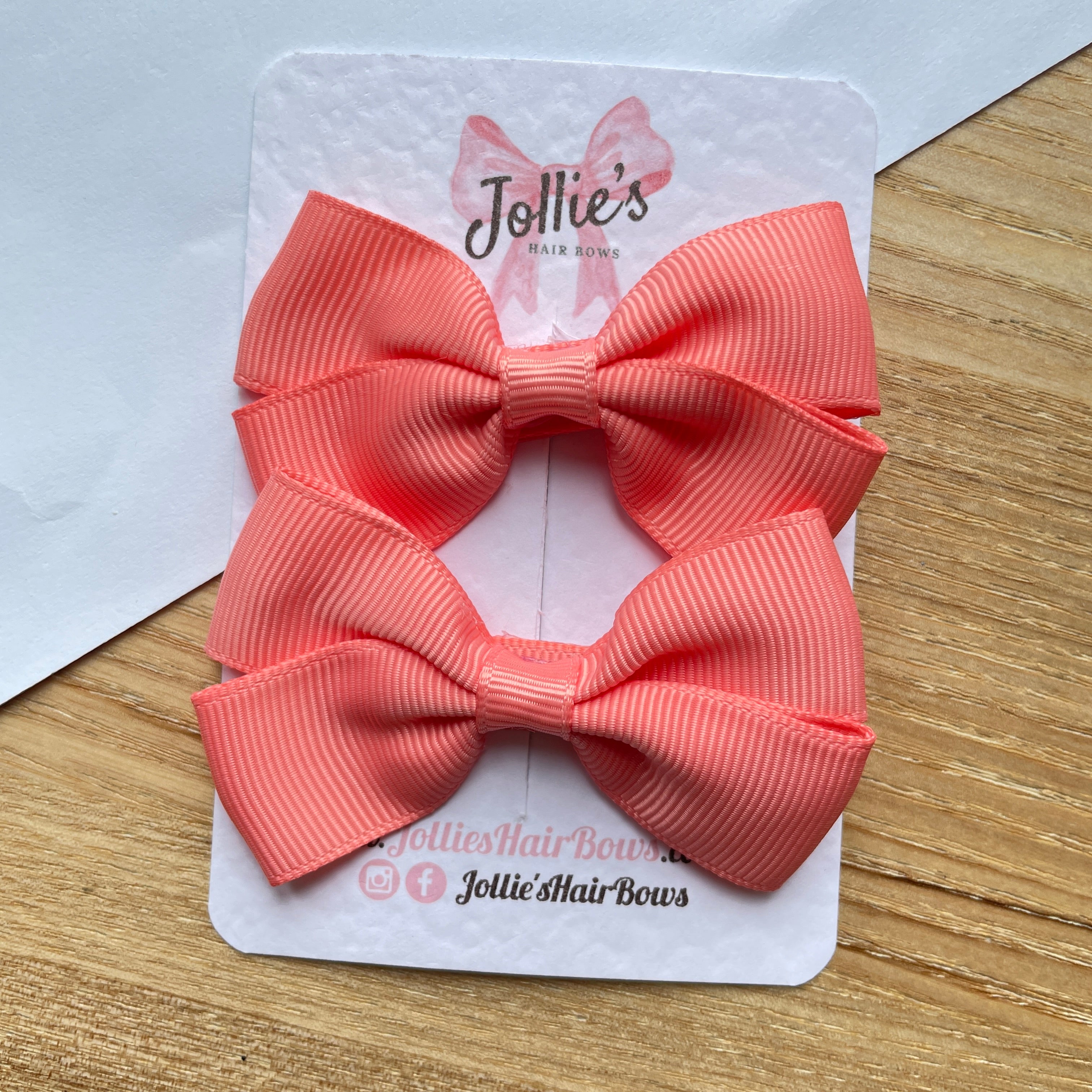2.75" Light Coral Classic Hair Bows (Pair) – Grosgrain Ribbon with Lined Alligator Clips