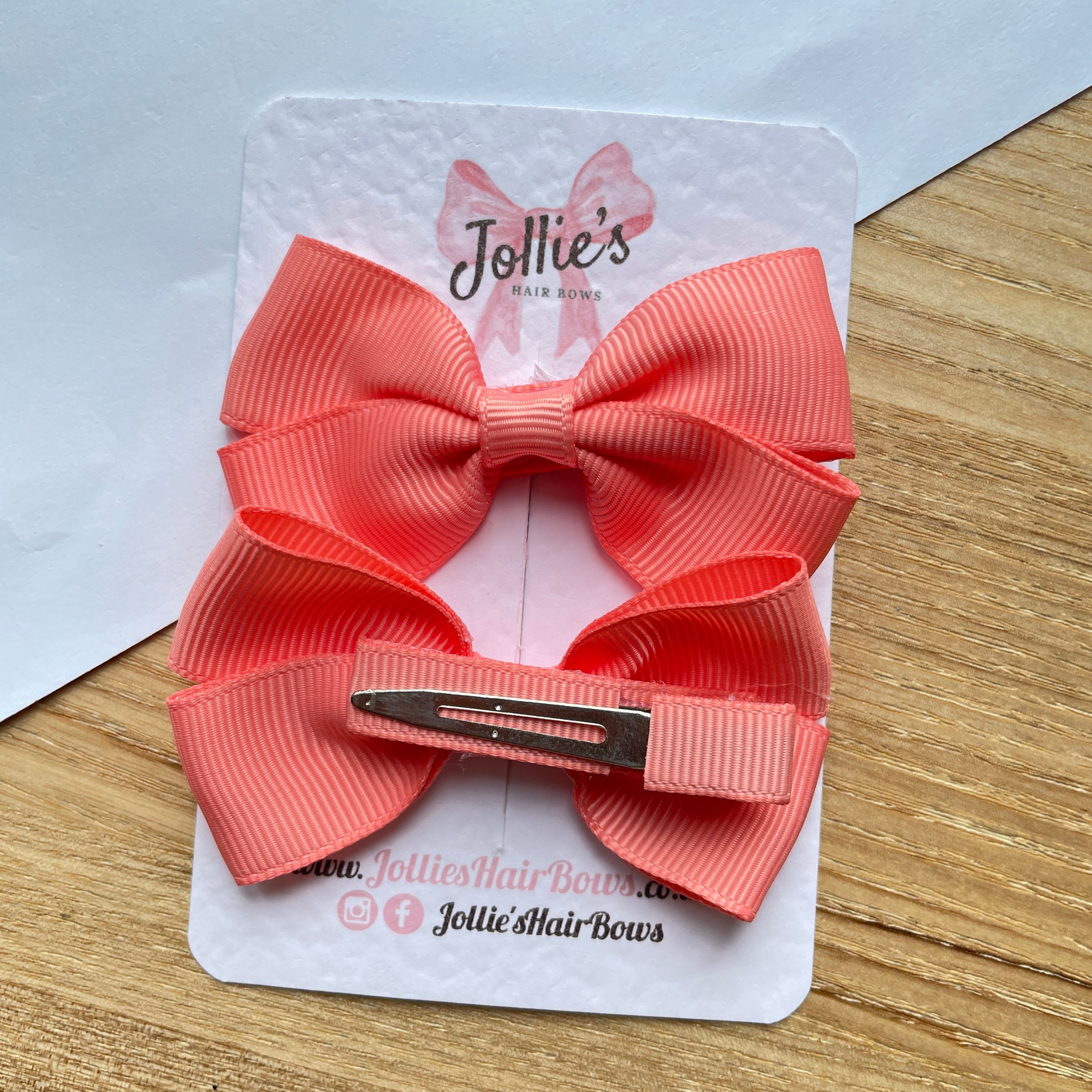 2.75" Light Coral Classic Hair Bows (Pair) – Grosgrain Ribbon with Lined Alligator Clips
