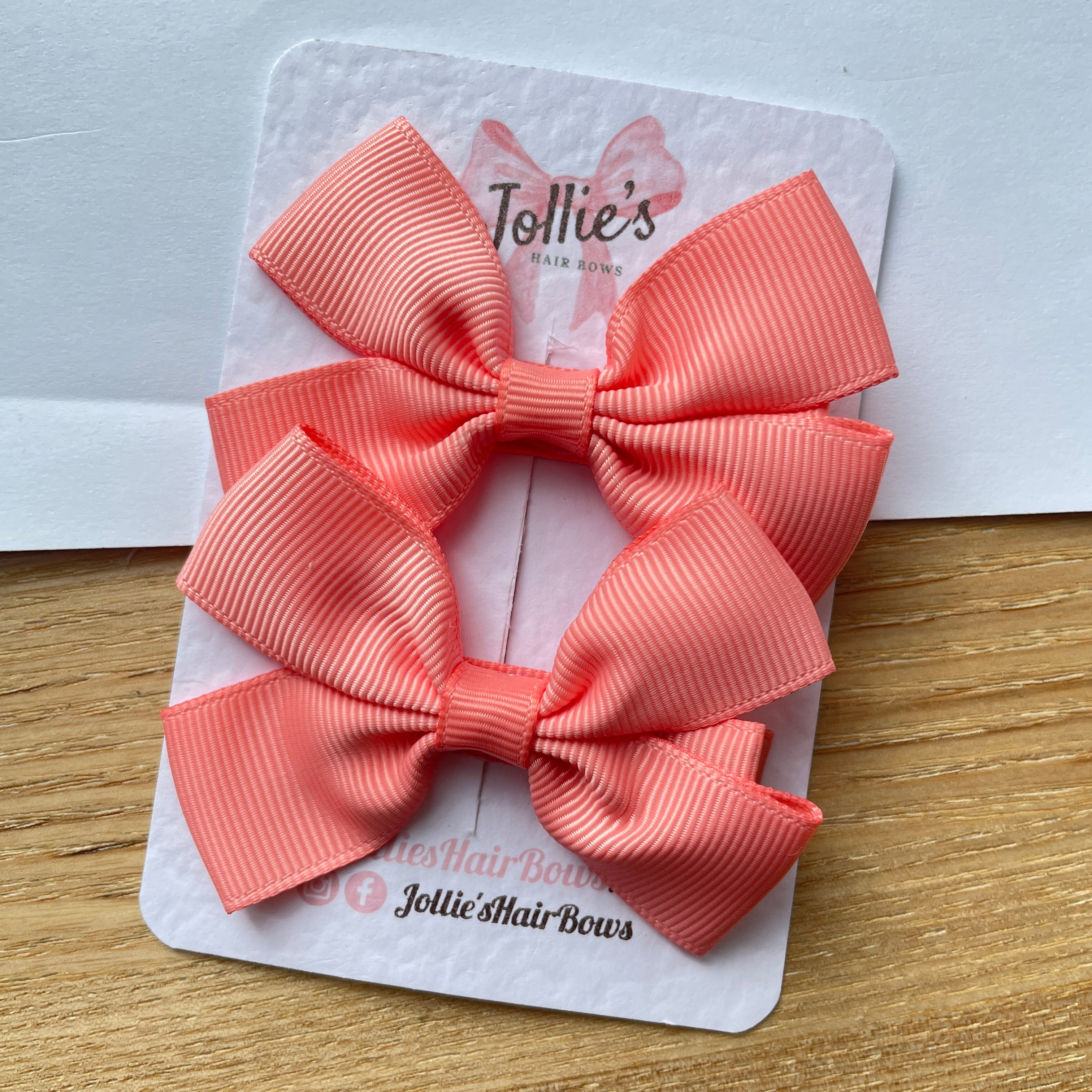 2.5" Light Coral Classic Hair Bows (Pair) – Grosgrain Ribbon with Lined Alligator Clips