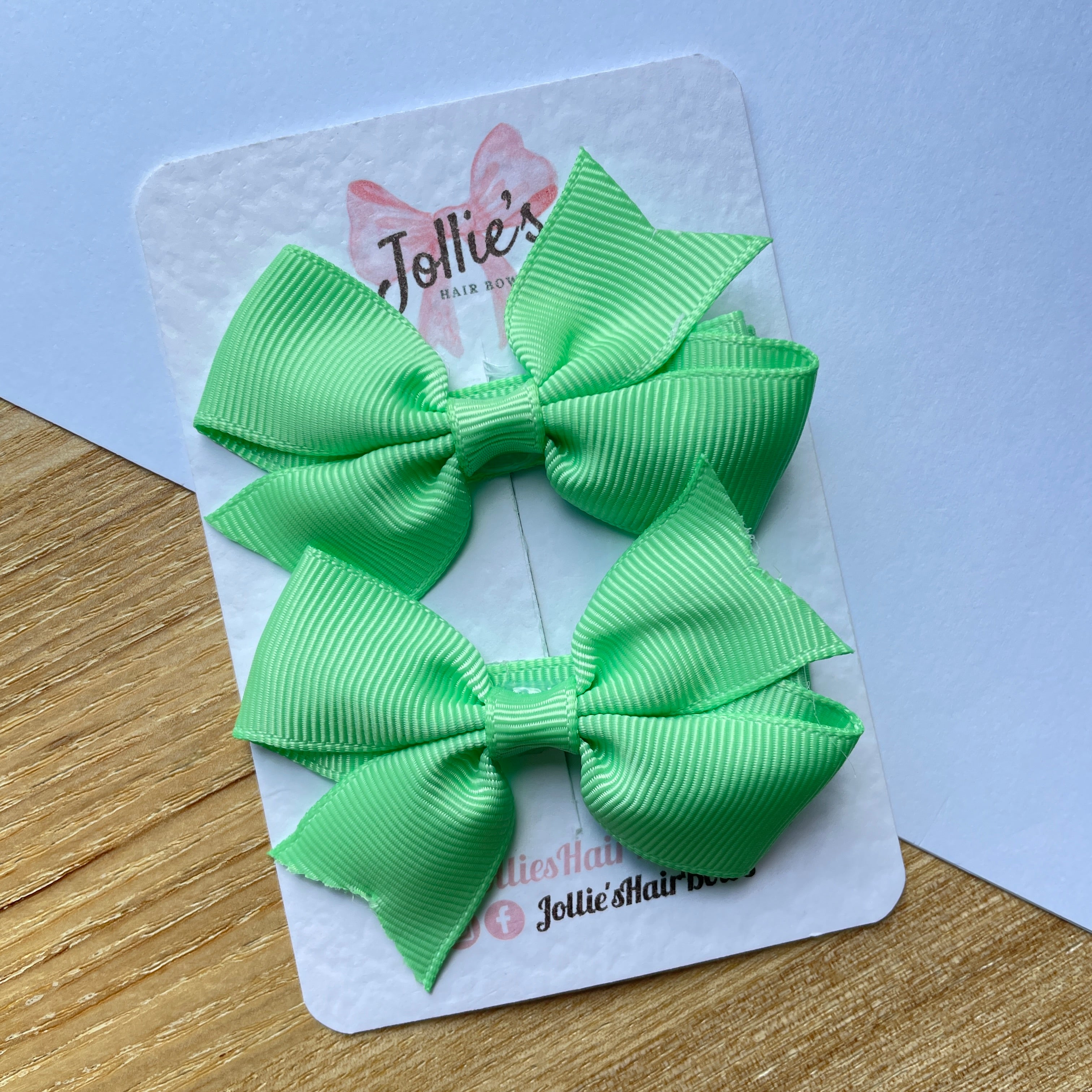 2.5" Mint Lively Bow Clip Set – Grosgrain Ribbon Hair Bows for Girls (Pair)