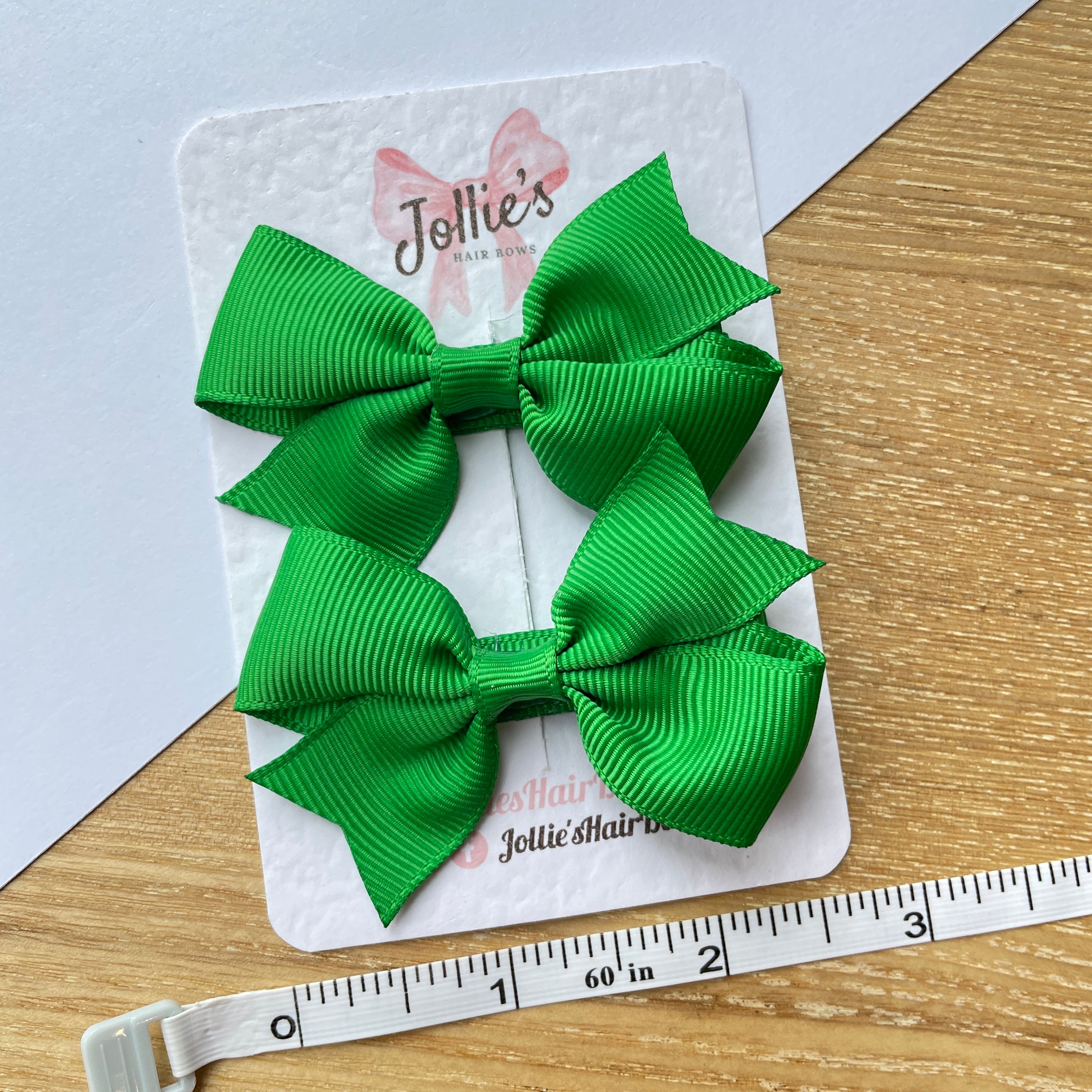 2.5" Emerald Green Lively Bow Clip Set – Grosgrain Ribbon Hair Bows for Girls (Pair)