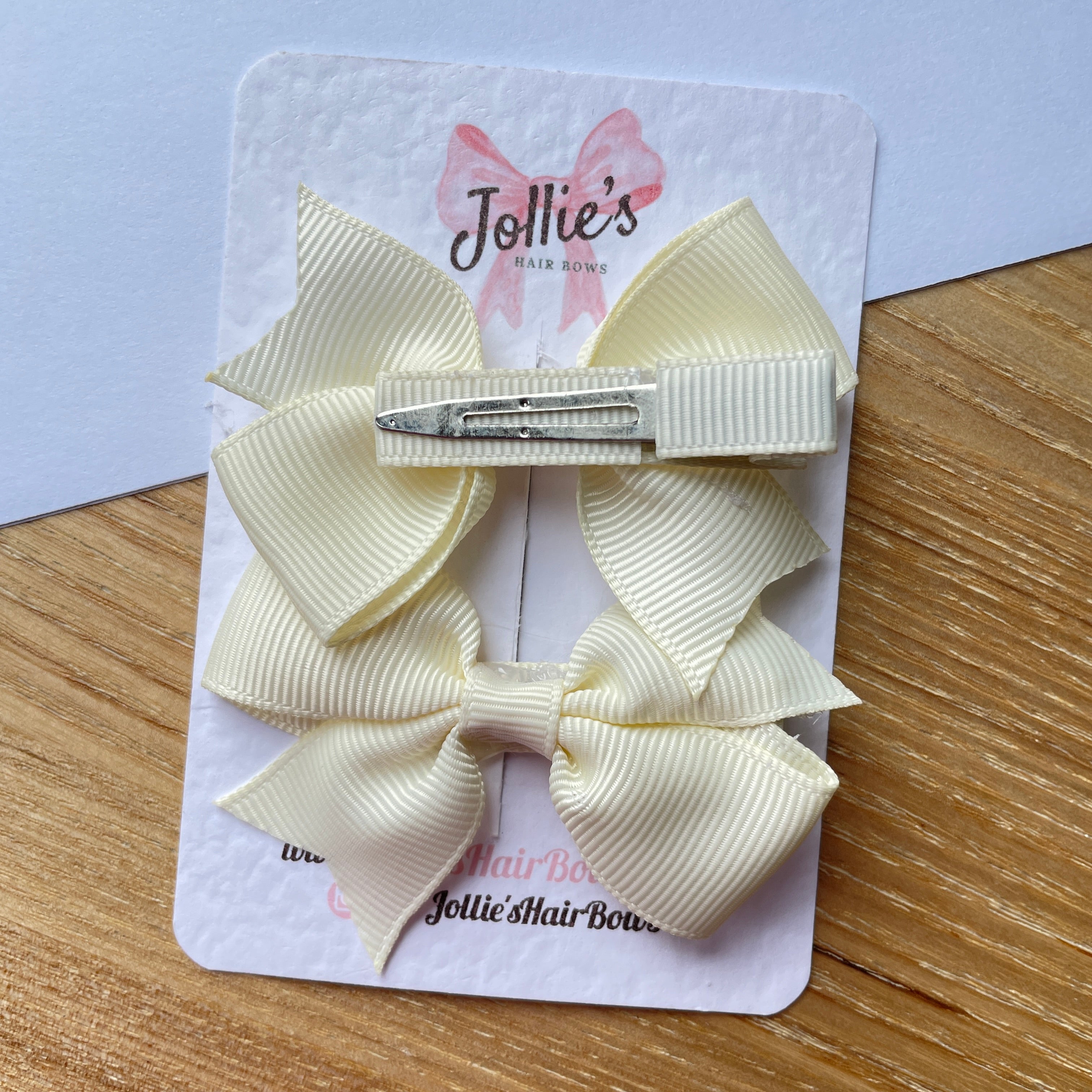2.5" Antique White Lively Bow Clip Set – Grosgrain Ribbon Hair Bows for Girls (Pair)