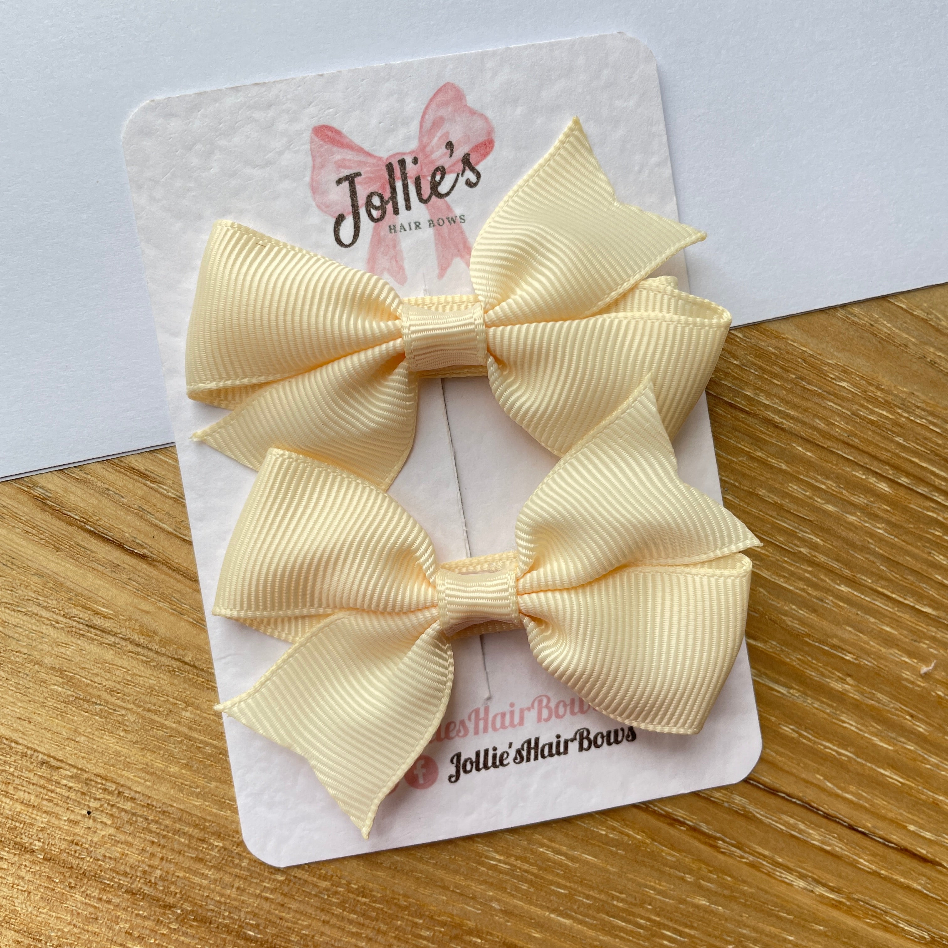 2.5" Cream Lively Bow Clip Set – Grosgrain Ribbon Hair Bows for Girls (Pair)