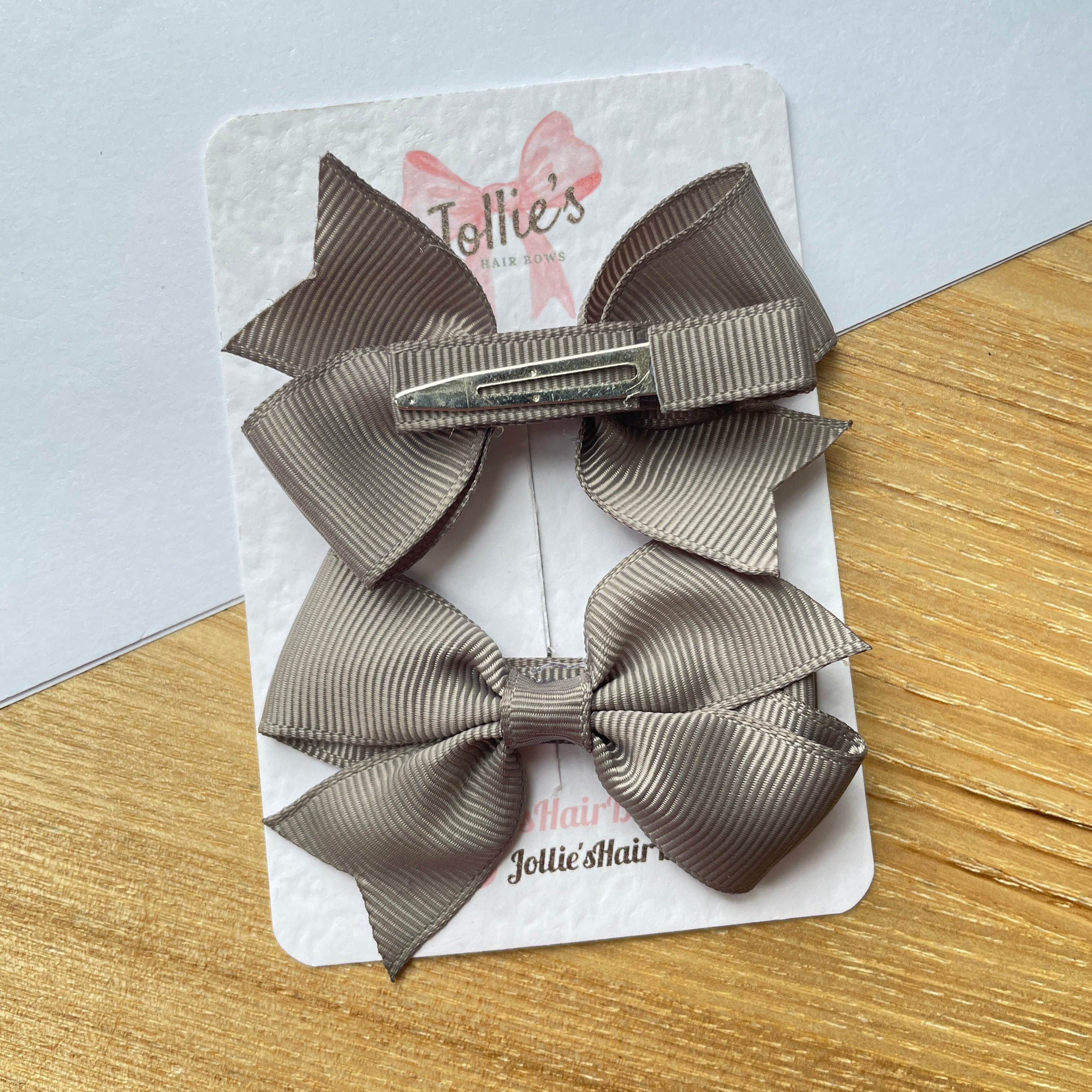 2.5" Metal Grey Lively Bow Clip Set – Grosgrain Ribbon Hair Bows for Girls (Pair)