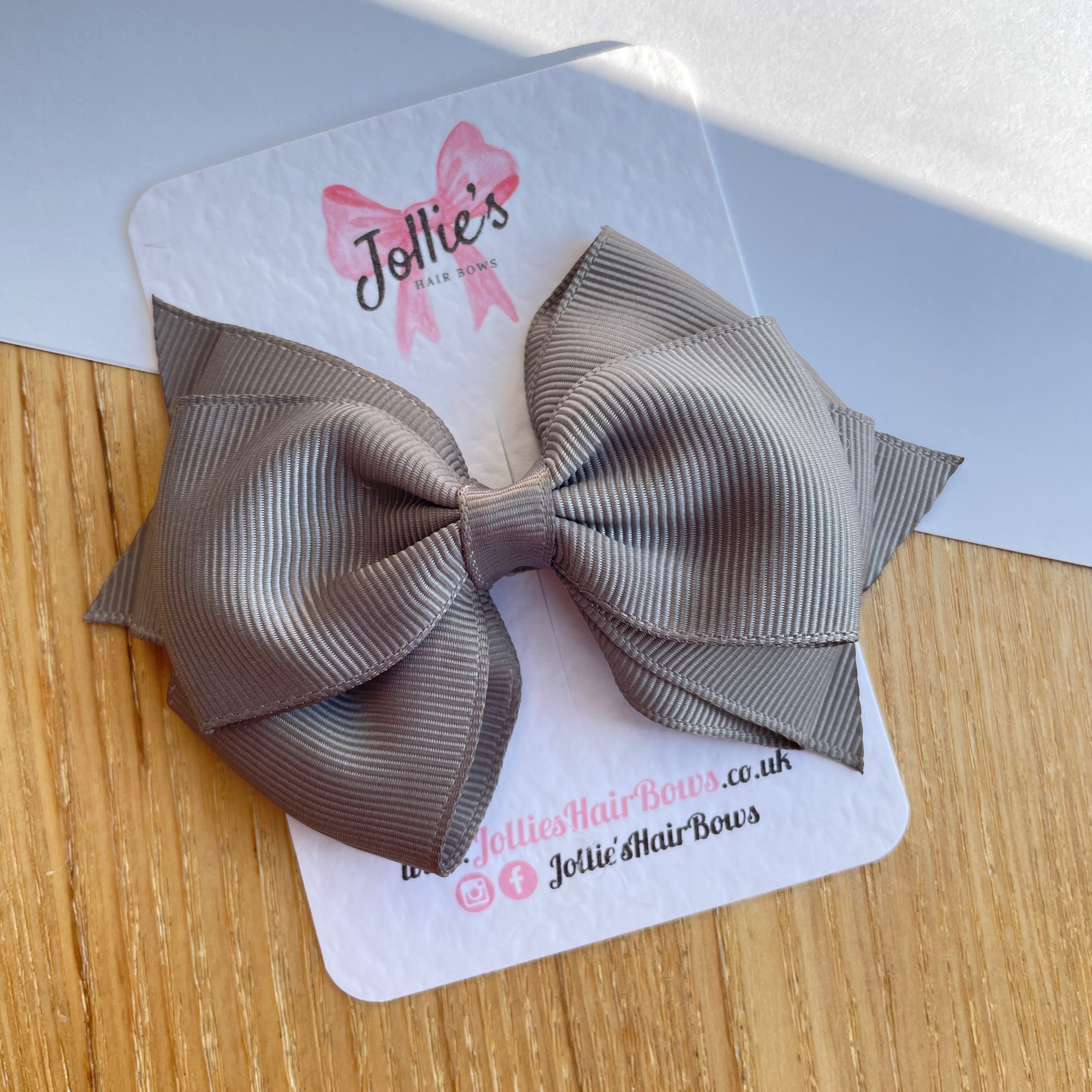 4" Metal Grey Triple Layer Hair Bow – Grosgrain Ribbon with Lined Alligator Clip
