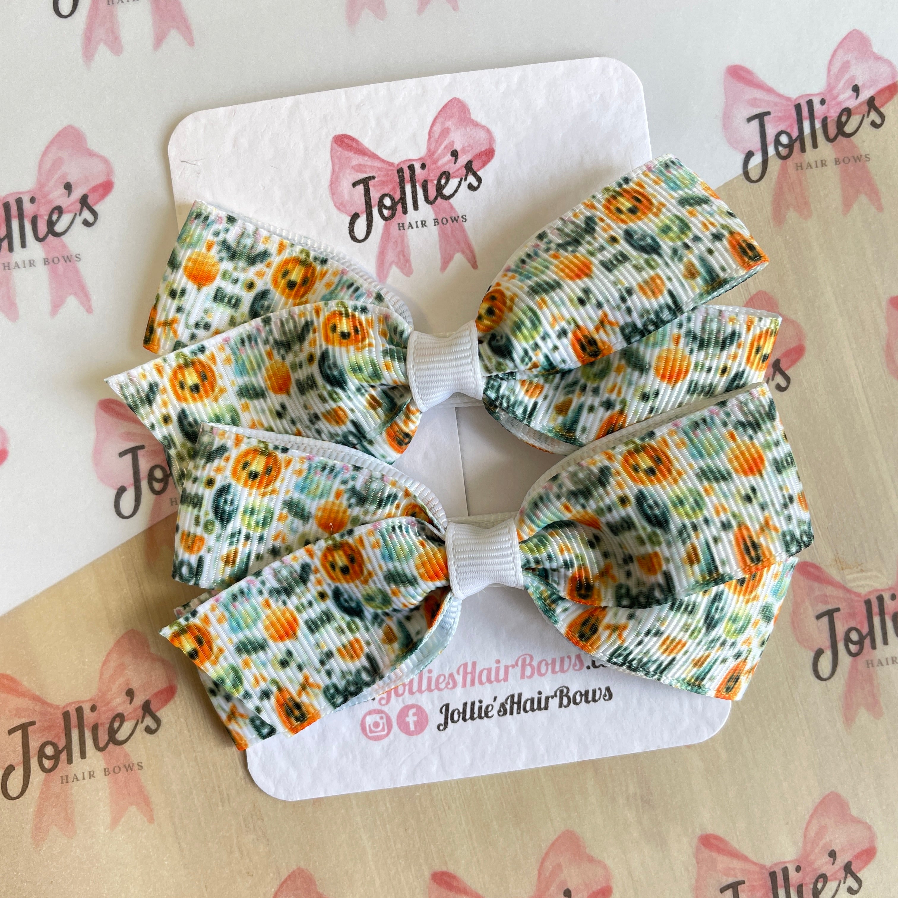 3.5" White Pumpkin Halloween Hair Bows with Clip (Pair) – Grosgrain Ribbon