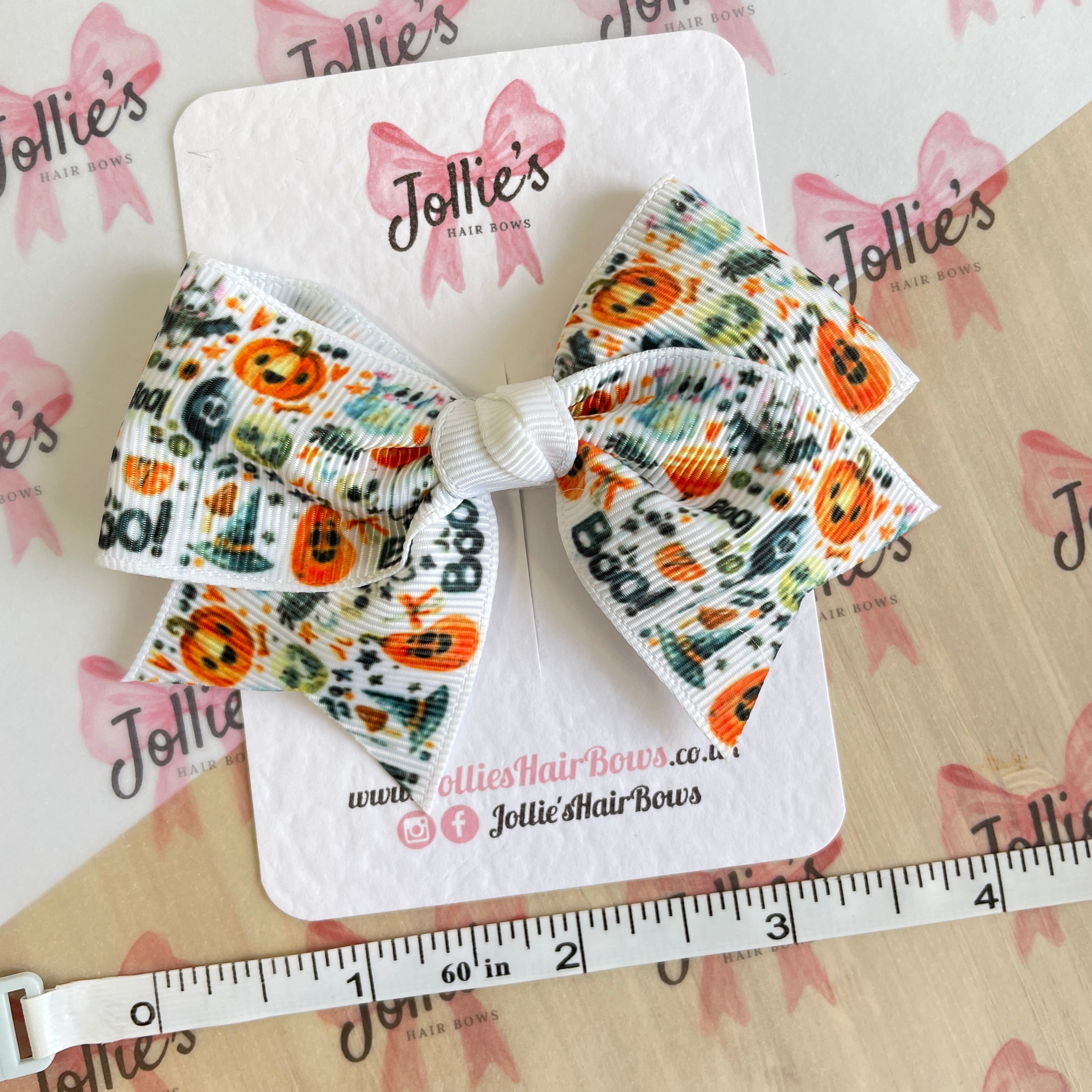 4" White Pumpkin Halloween Classic Hair Bow – Grosgrain Ribbon with Lined Alligator Clip