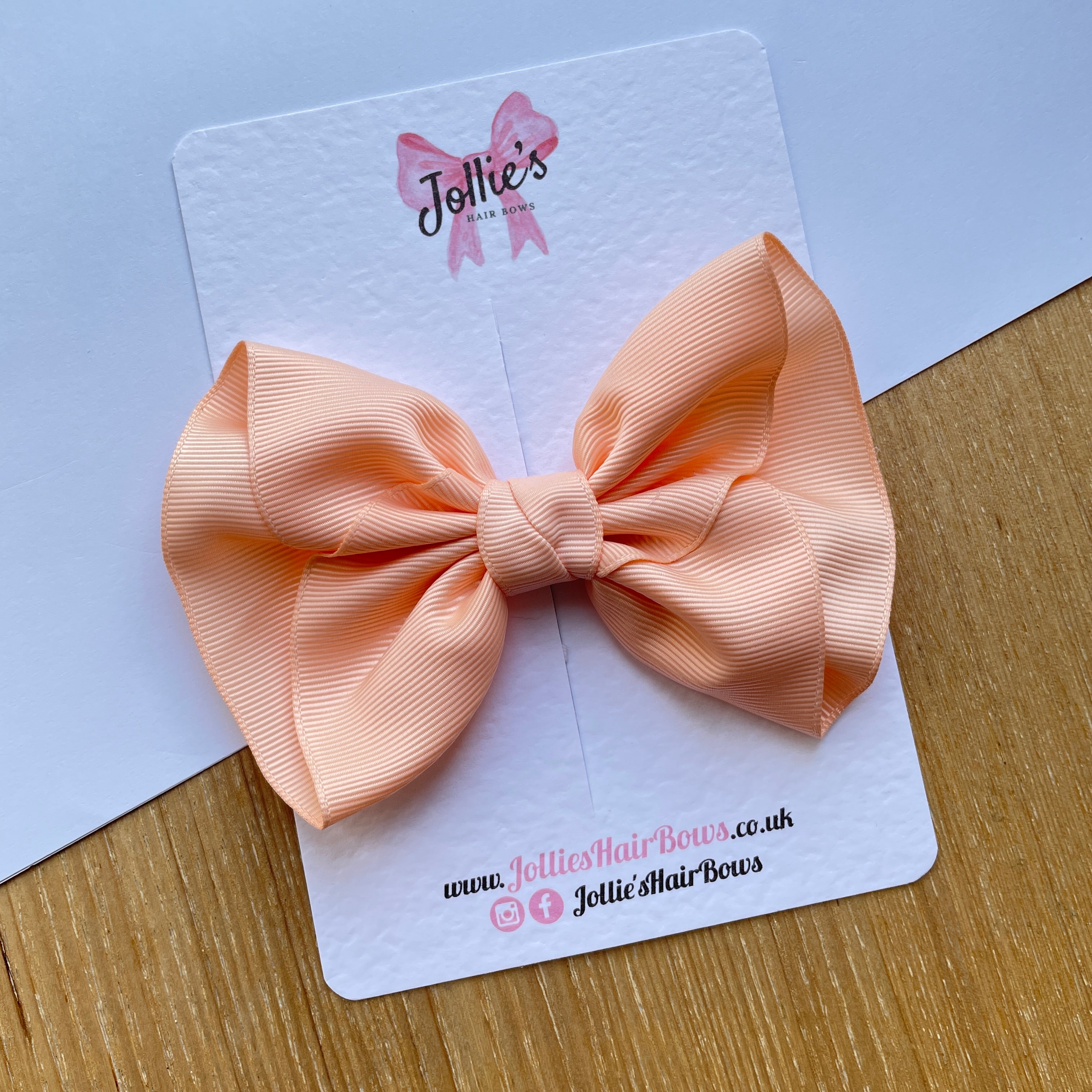 4.5" Petal Peach Frown Hair Bow with Clip – Grosgrain Ribbon, Lined Alligator Clip