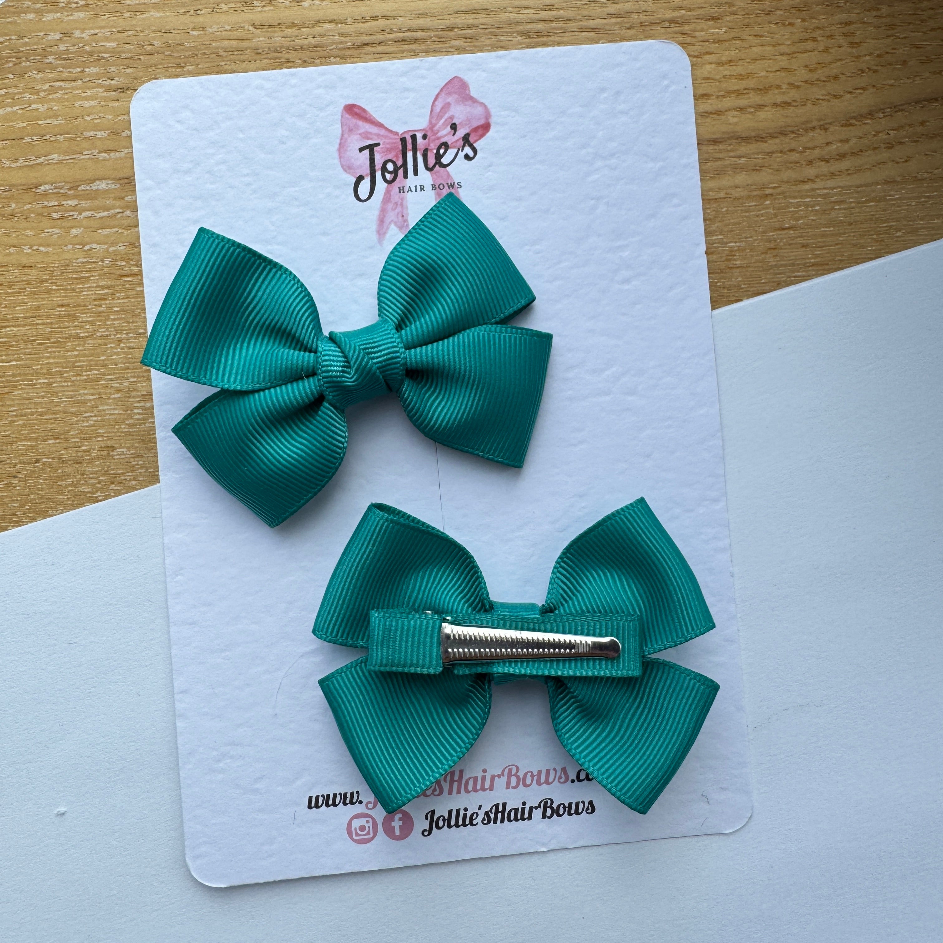 2.5" Jade Green Classic Hair Bow Pair β Grosgrain Ribbon Clips with Teeth