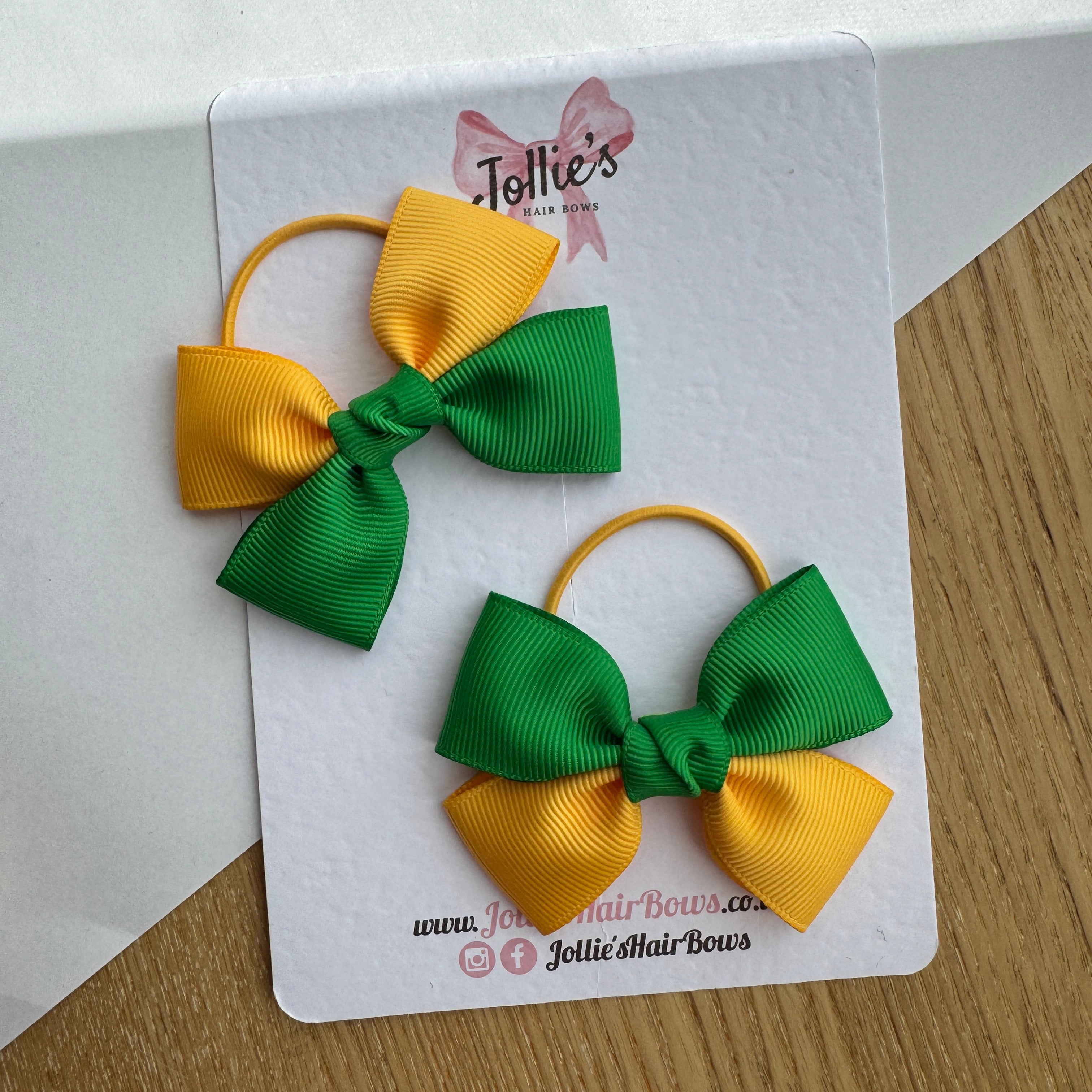 2.5" Emerald Green & Yellow Gold Classic Hair Bow Pair – Grosgrain Ribbon on Thin Elastic
