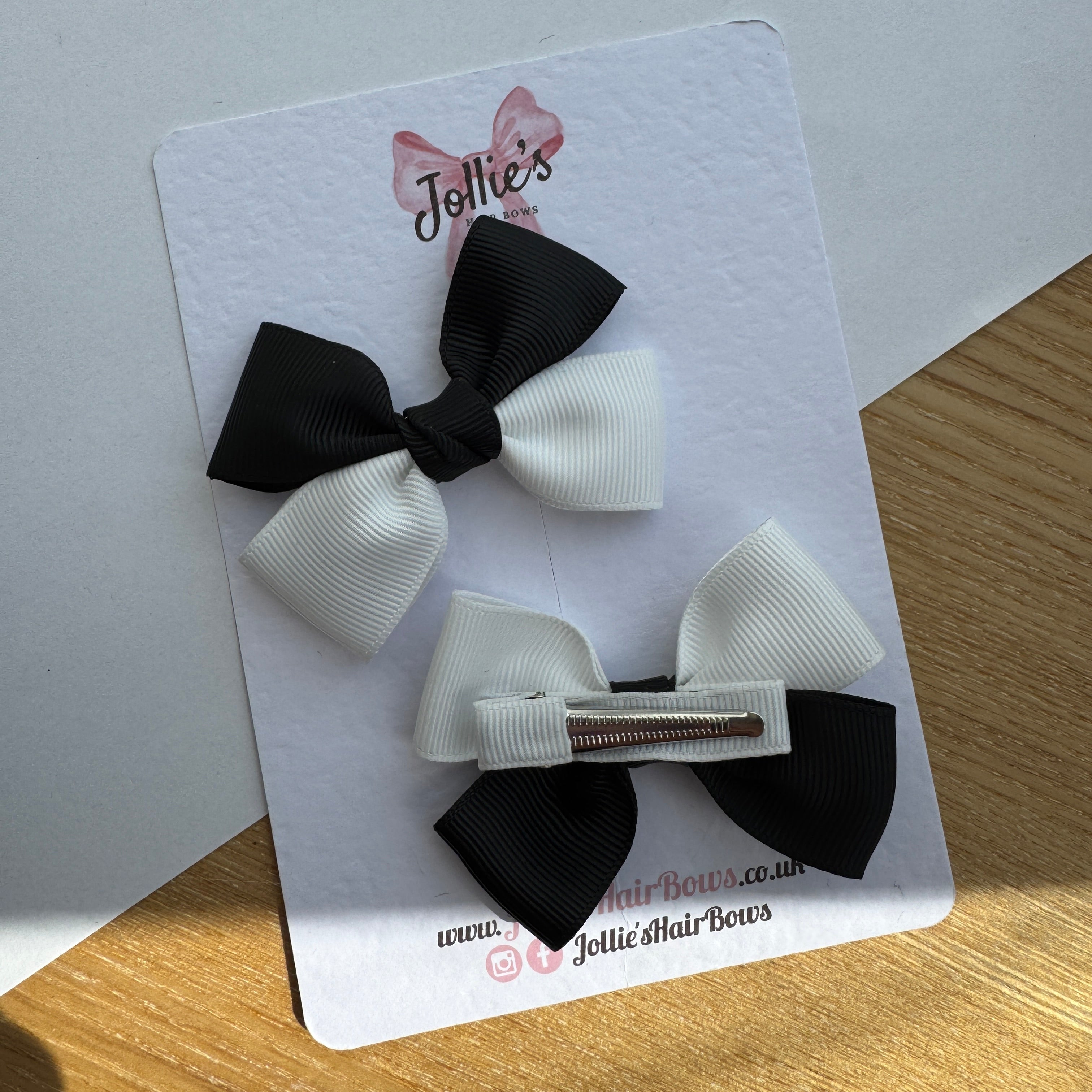 2.5" Black & White Classic Hair Bow Pair – Grosgrain Ribbon Clips with Teeth
