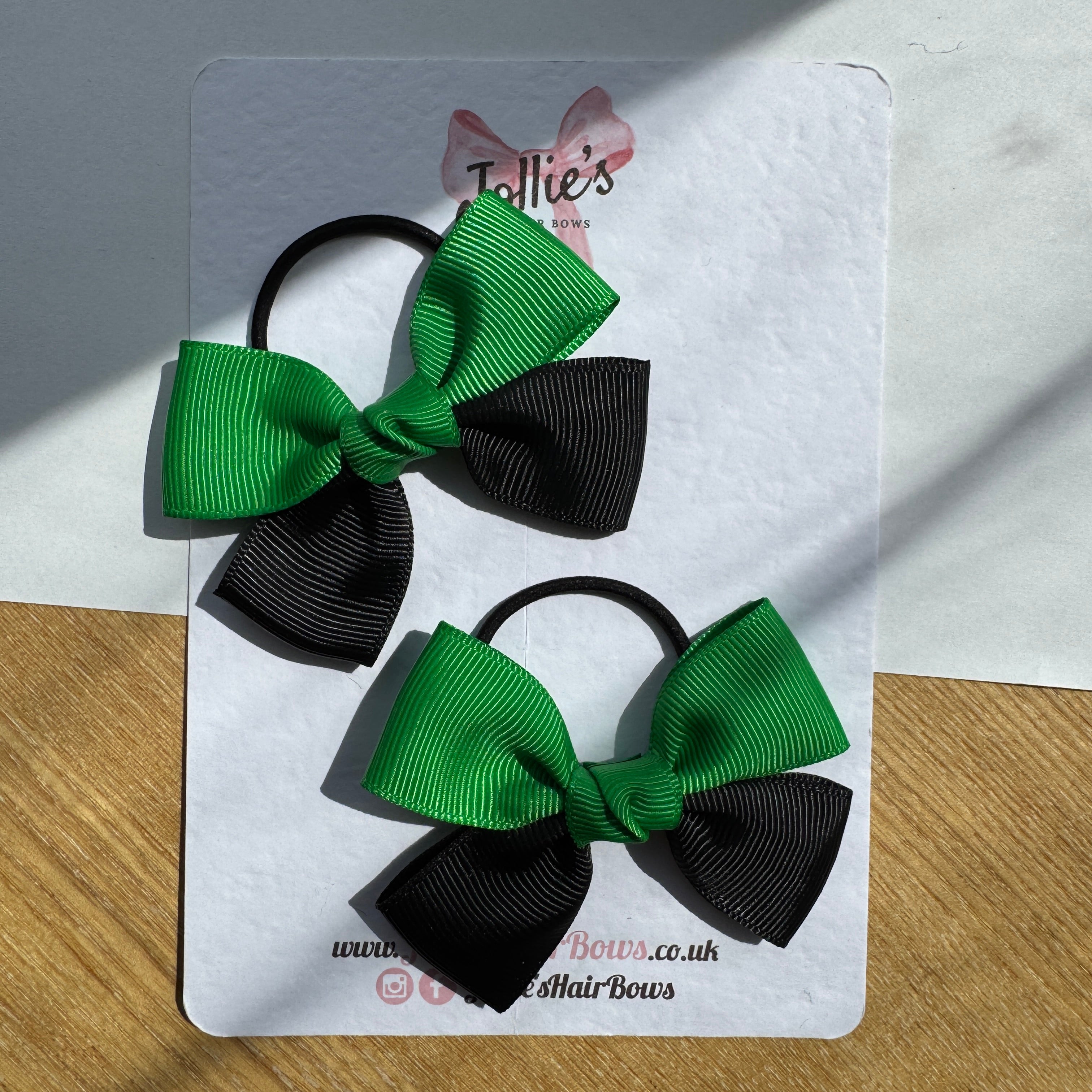 2.5" Emerald Green & Black Classic Hair Bow Pair β Grosgrain Ribbon on Thin Elastic