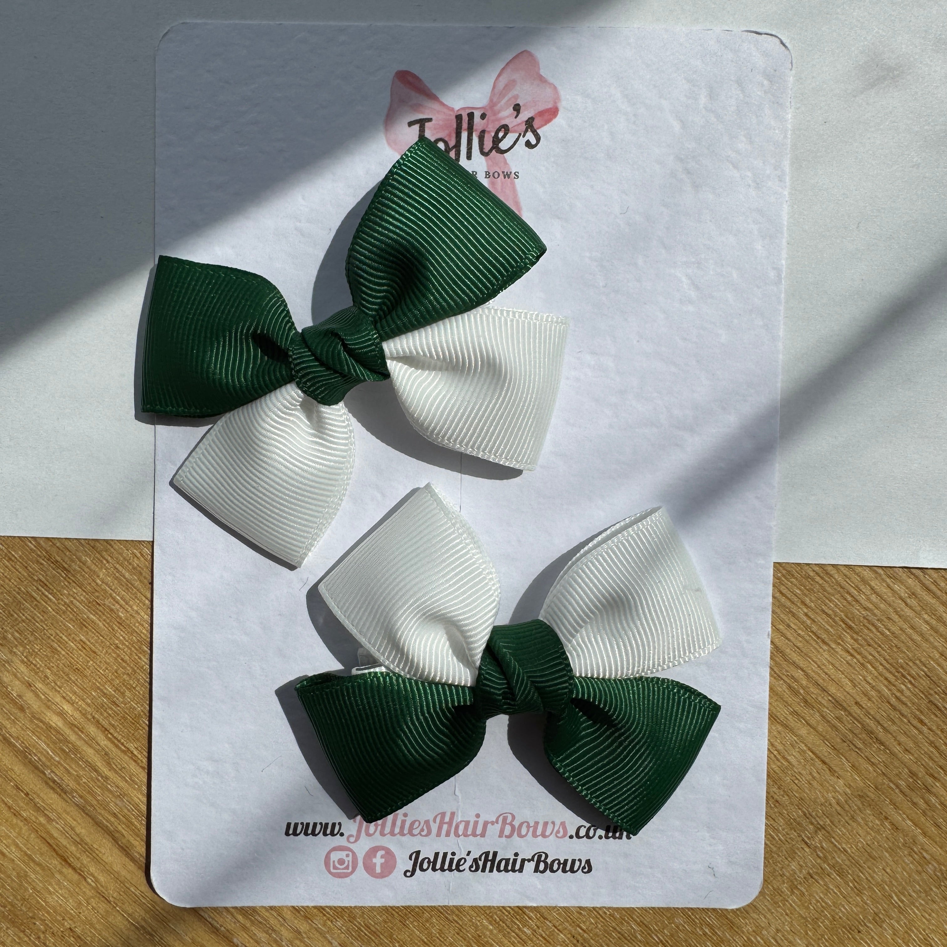 2.5" Forest Green & White Classic Hair Bow Pair – Grosgrain Ribbon Clips with Teeth