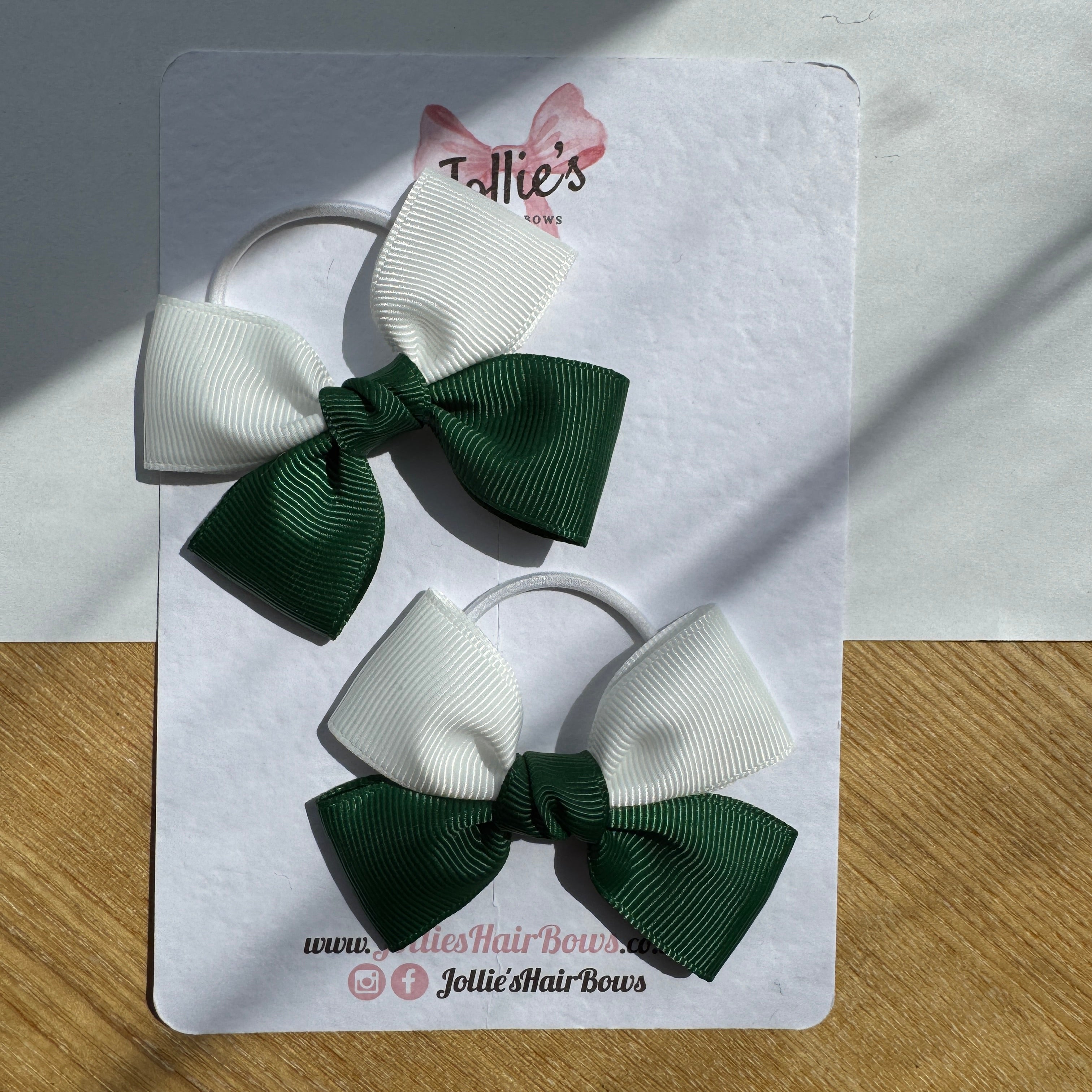 2.5" Forest Green & White Classic Hair Bow Pair β Grosgrain Ribbon on Thin Elastic