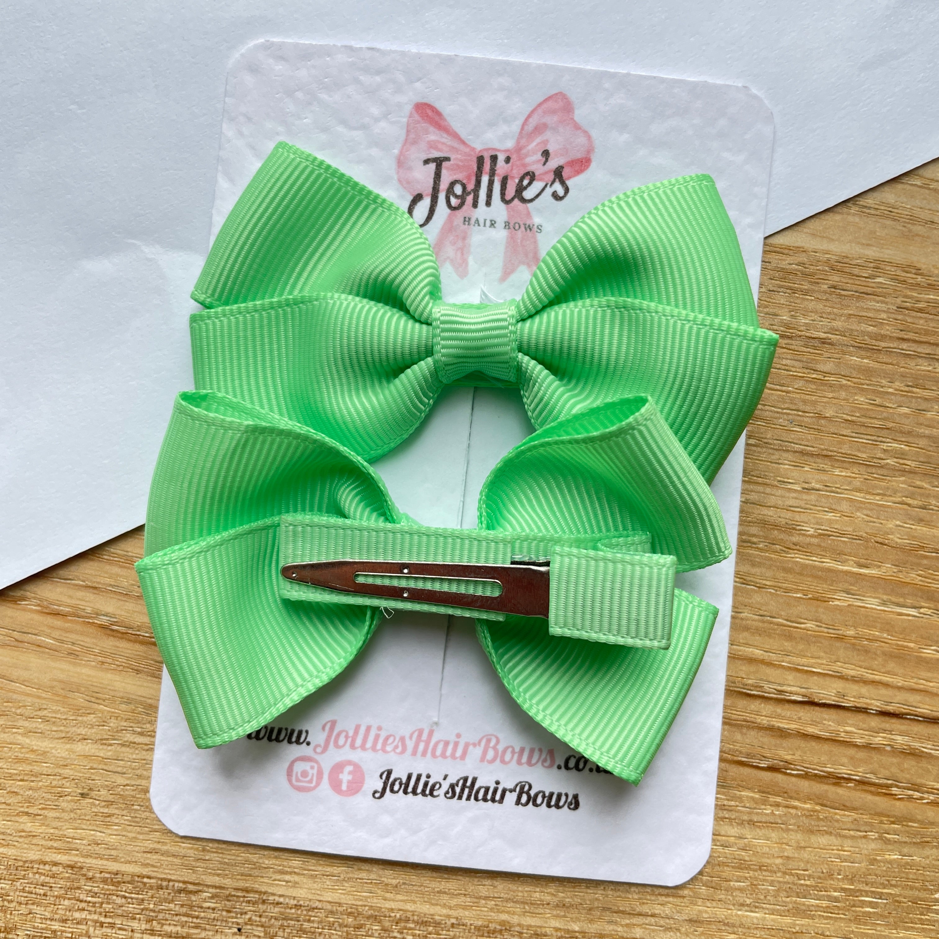 2.75" Mint Classic Hair Bows (Pair) – Grosgrain Ribbon with Lined Alligator Clips