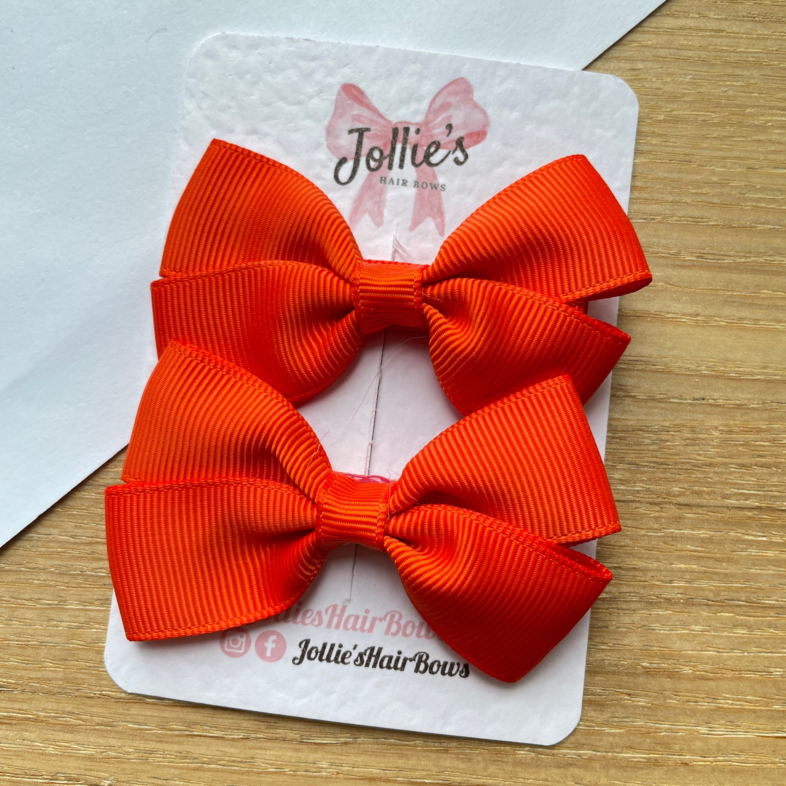 2.75" Autumn Orange Classic Hair Bows (Pair) – Grosgrain Ribbon with Lined Alligator Clips