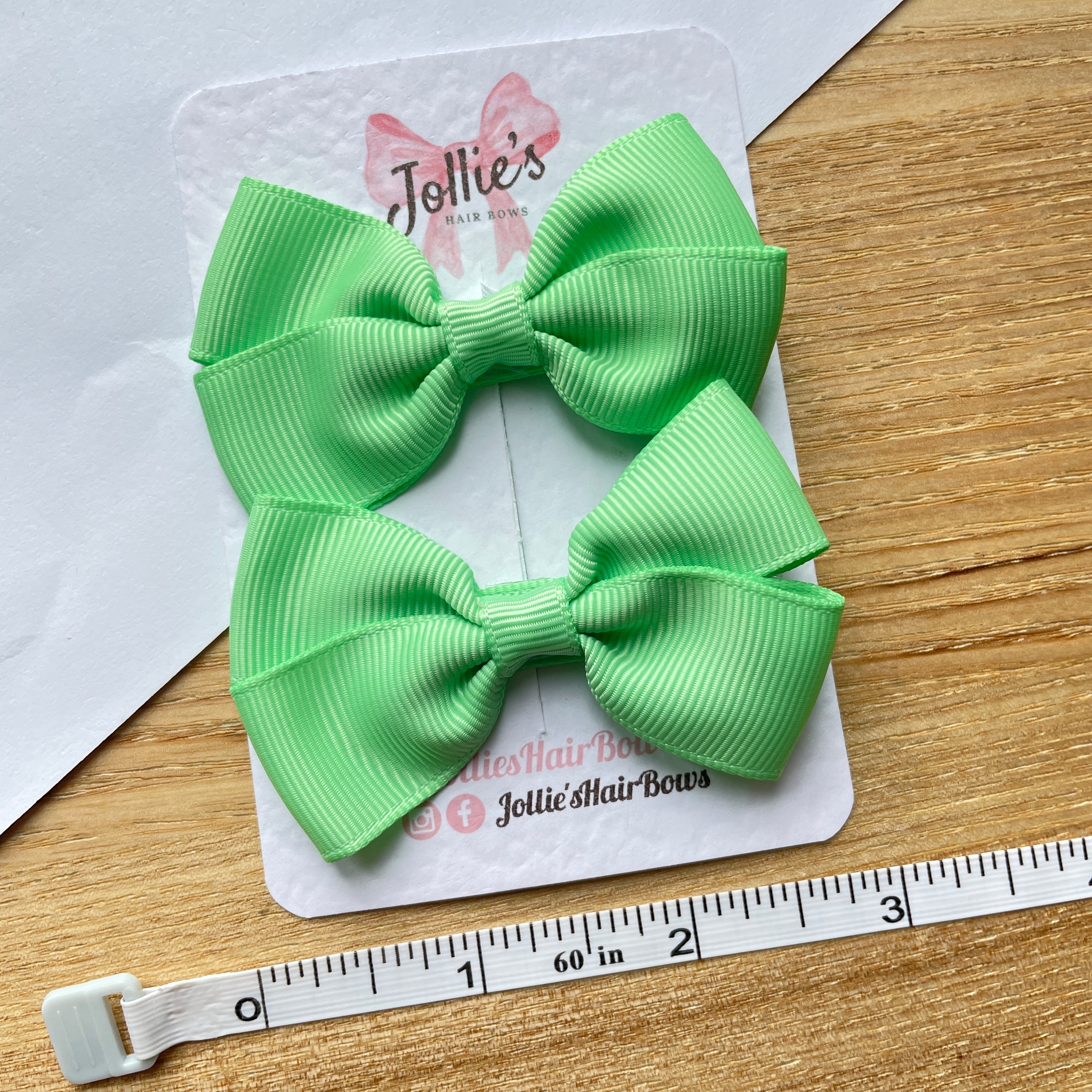 2.75" Mint Classic Hair Bows (Pair) – Grosgrain Ribbon with Lined Alligator Clips