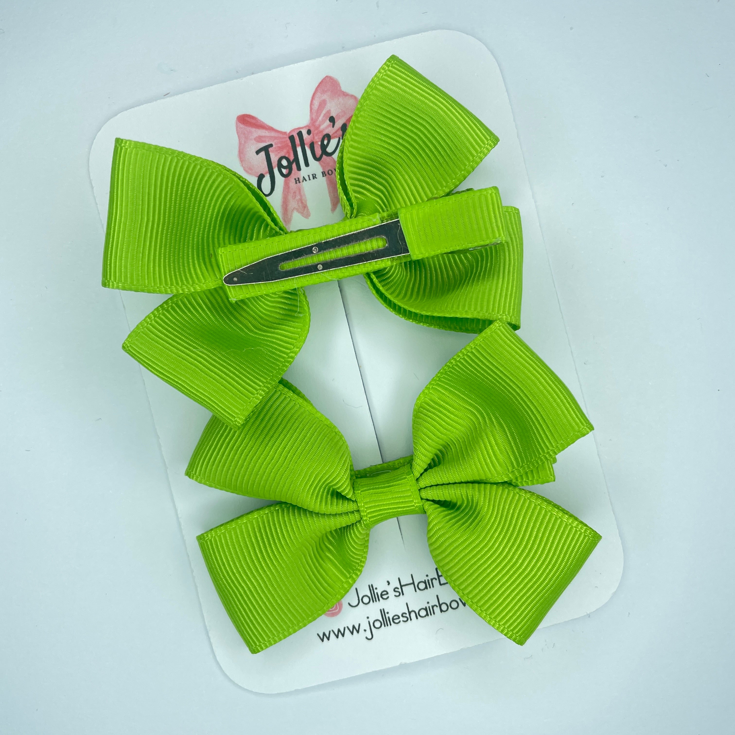 2.5" Apple Green Classic Hair Bows (Pair) β Grosgrain Ribbon with Lined Alligator Clips