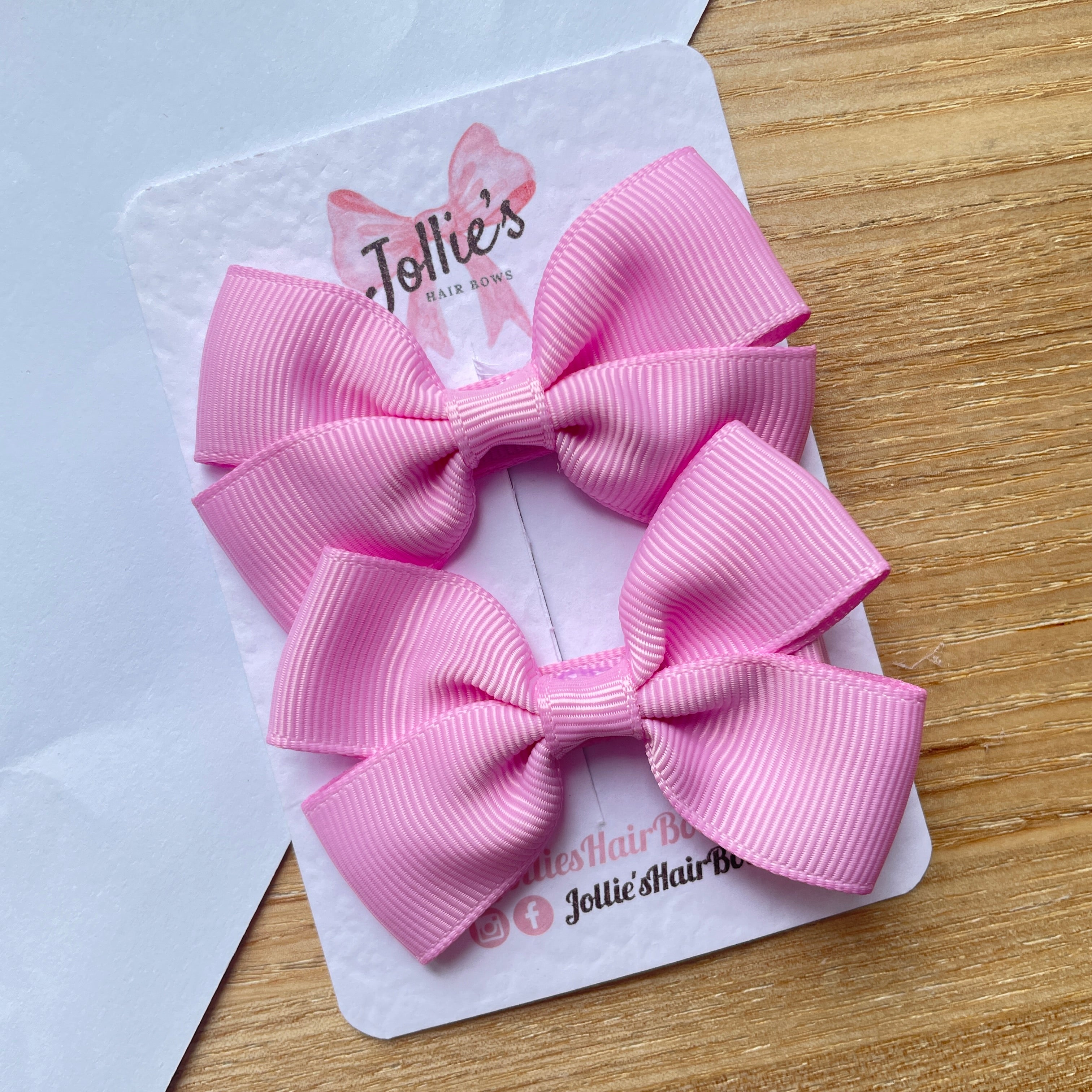 2.75inch Bow with Clip (pair) - Tulip