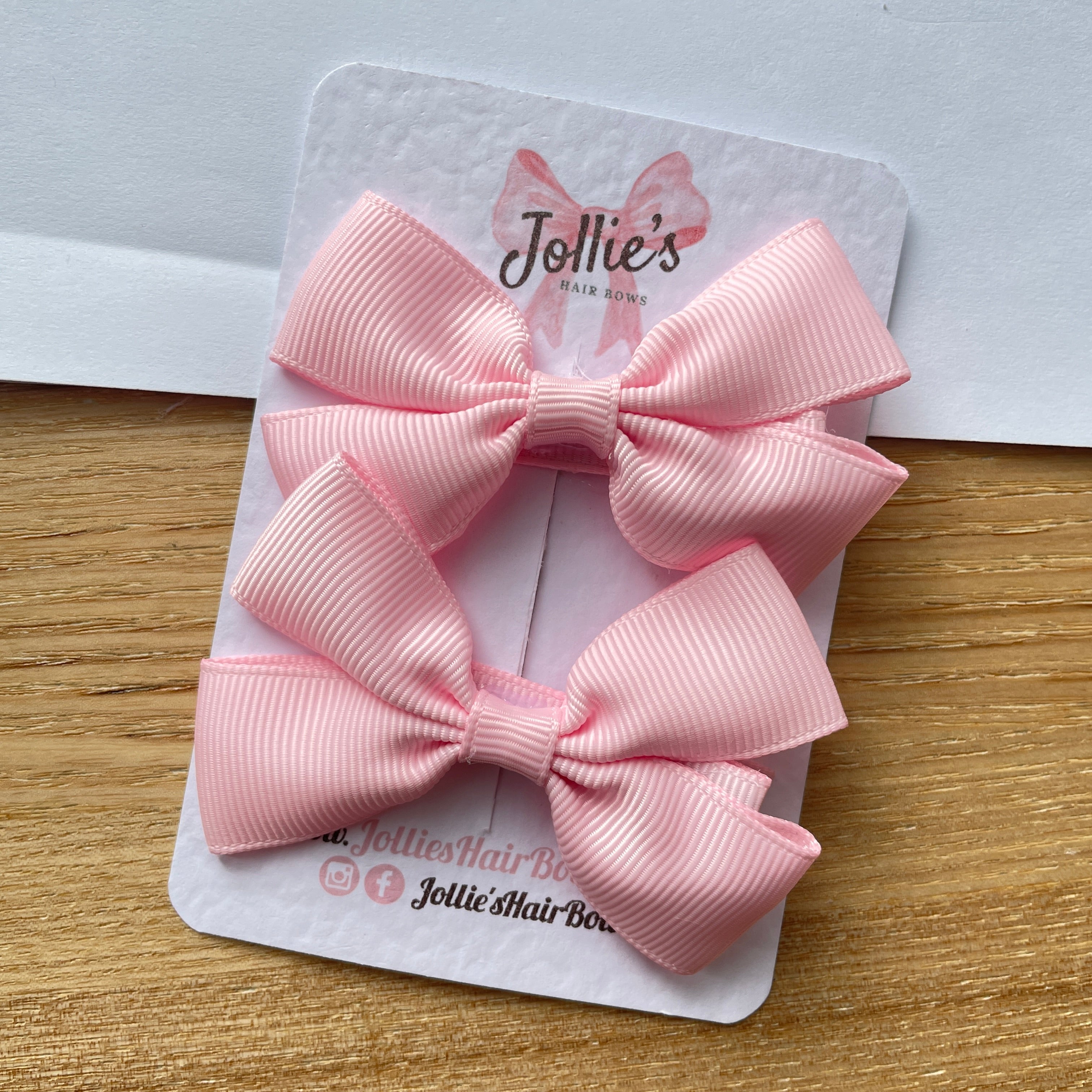 2.5inch Classic Bow with Clip (pair) - Pearl Pink