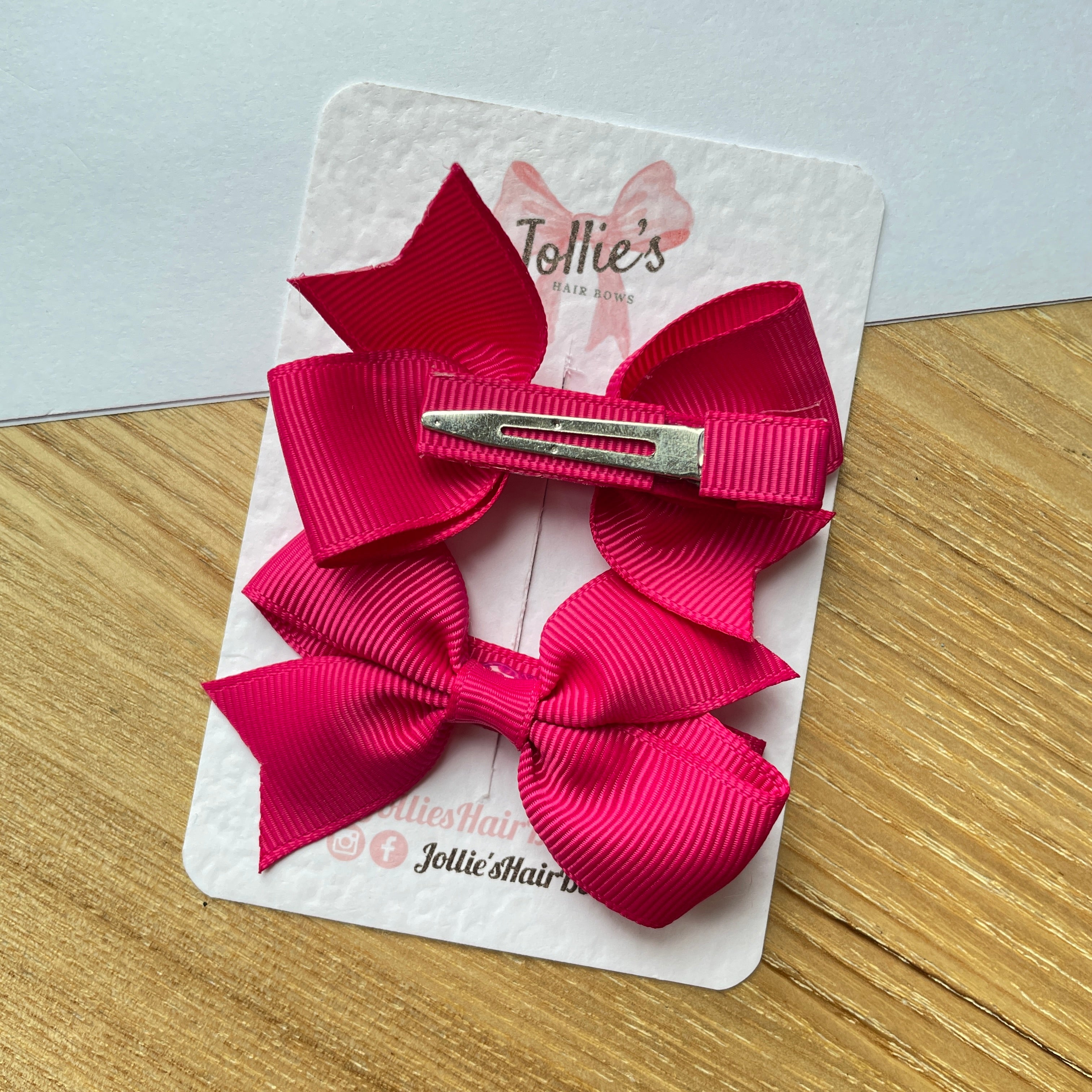 2.5inch Lively Bow with Clip Set - Shocking Pink