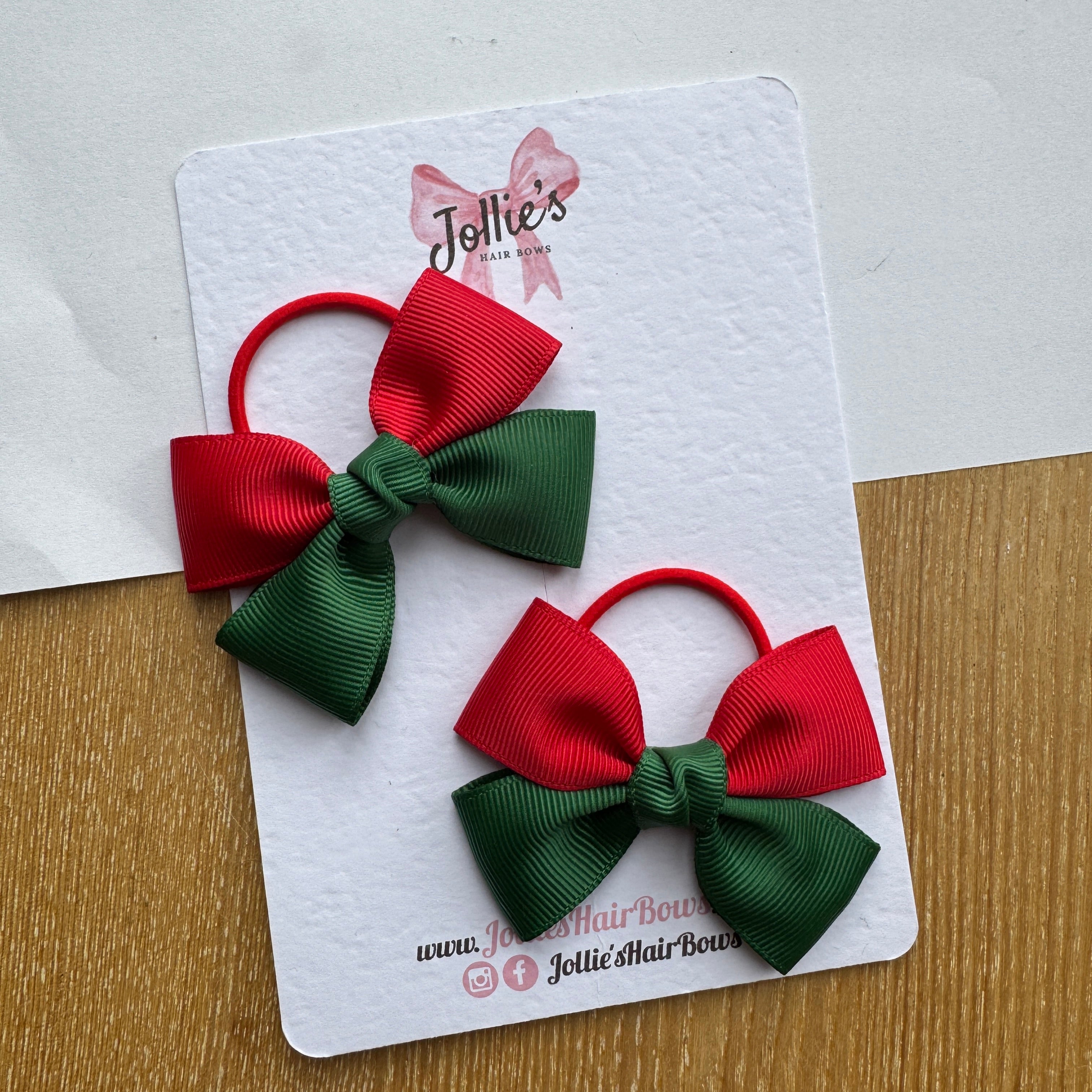 2.5" Red & Forest Green Classic Hair Bow Pair – Grosgrain Ribbon on Thin Elastic