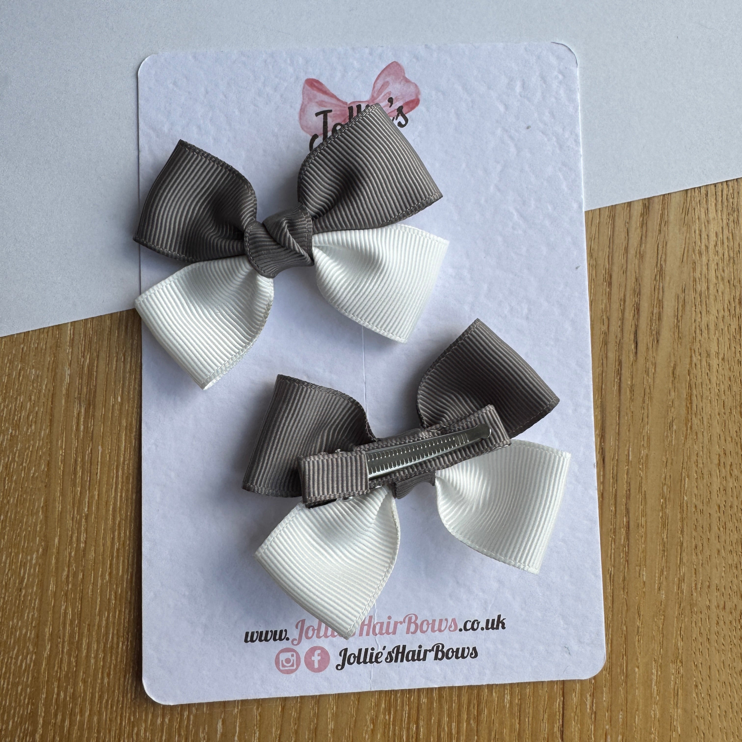 2.5" Metal Grey & White Classic Hair Bow Pair – Grosgrain Ribbon Clips with Teeth
