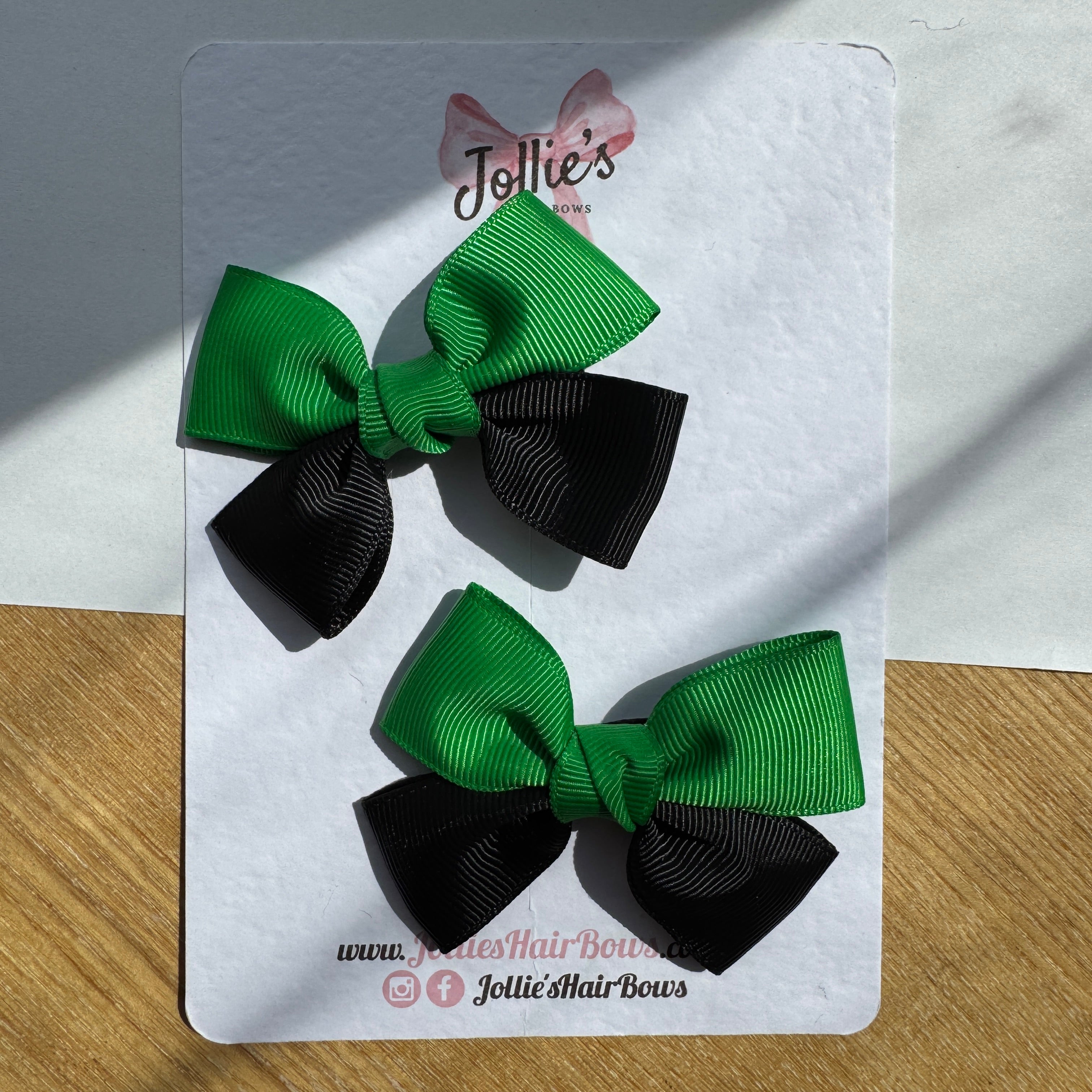 2.5" Emerald Green & Black Classic Hair Bow Pair – Grosgrain Ribbon Clips with Teeth